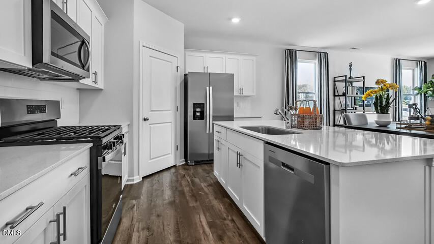 903 Sculptor Street Property Photo 17