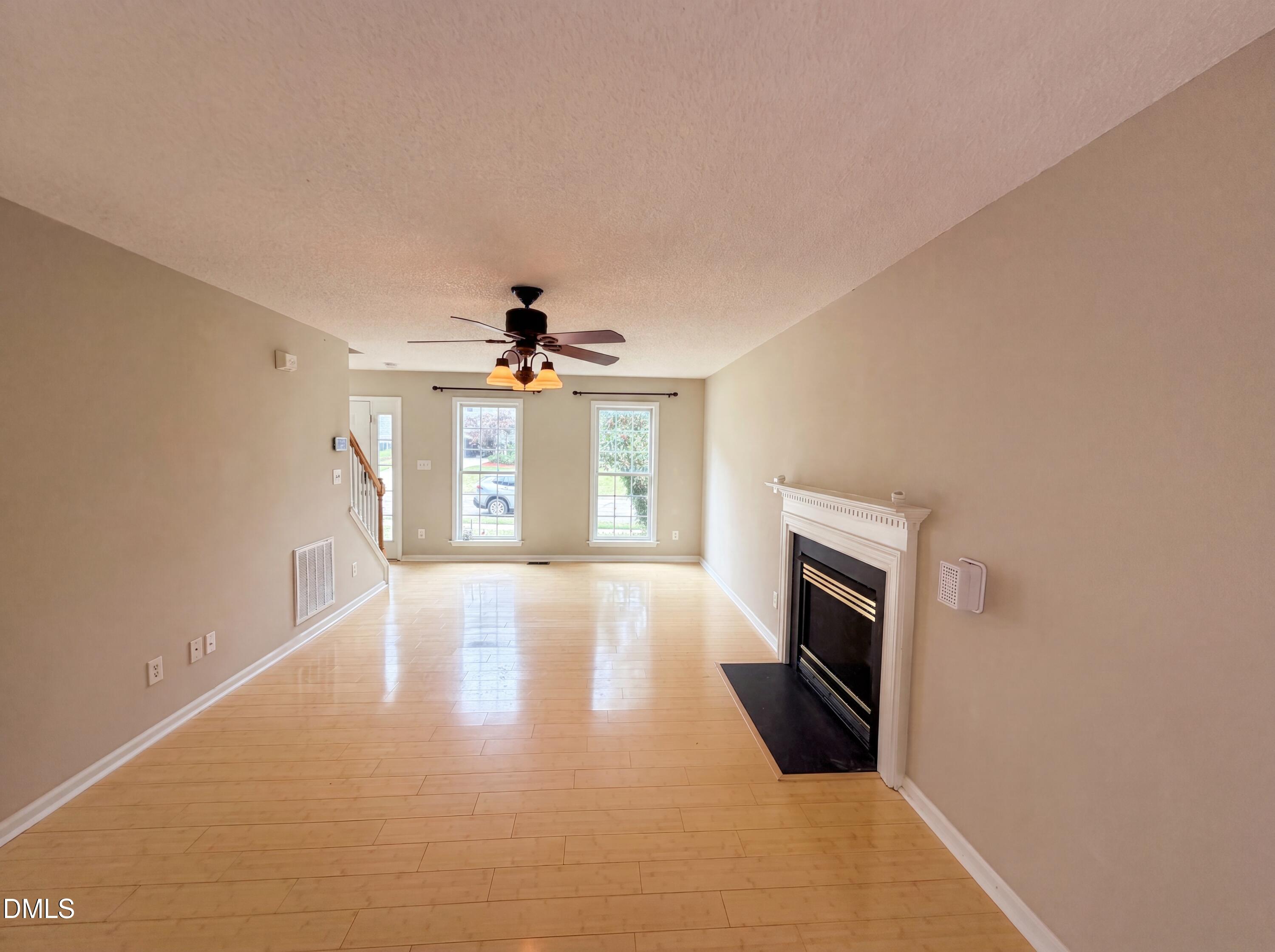 128 Morena Drive Property Photo 6