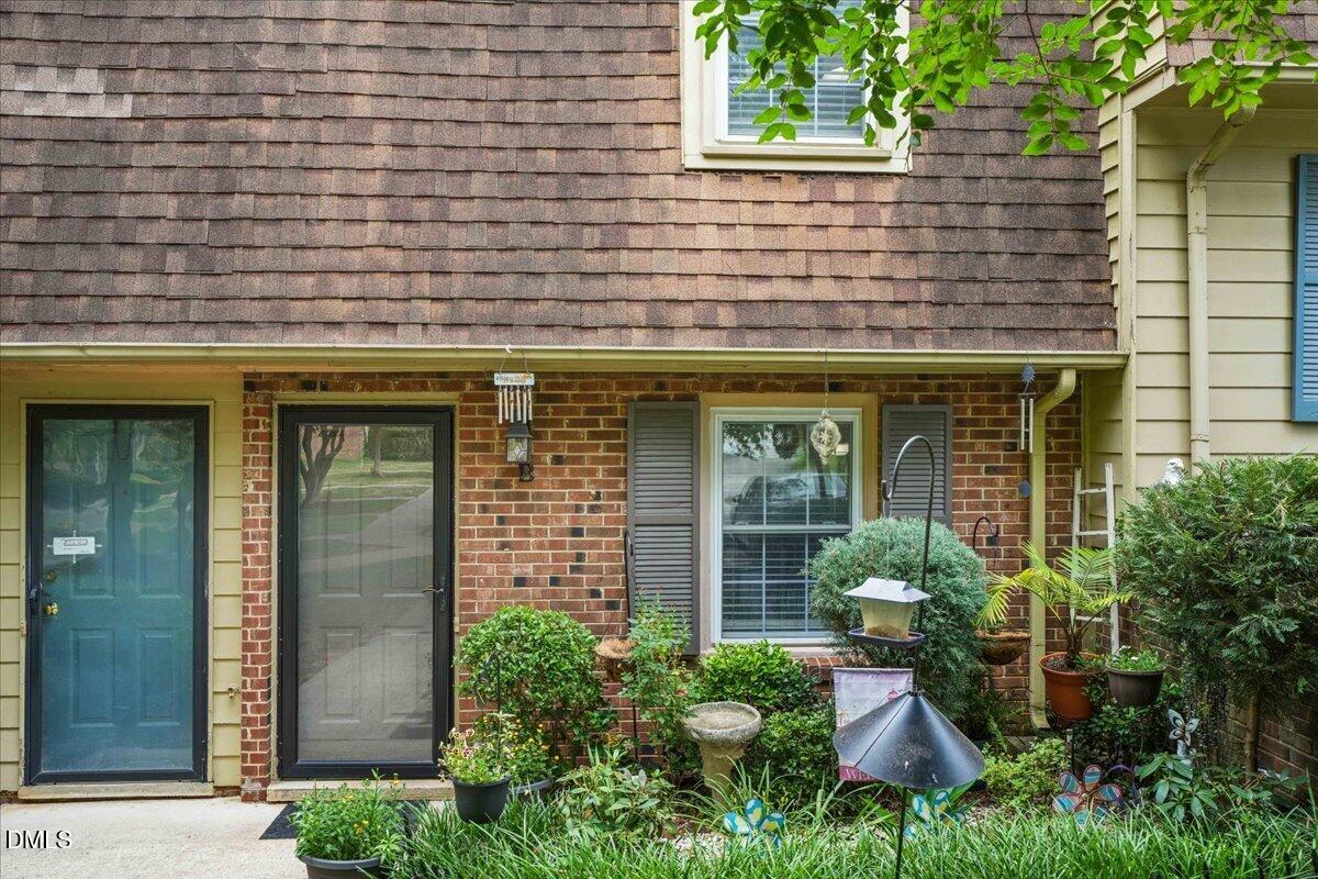 4700 Blue Bird Court B Property Photo 1