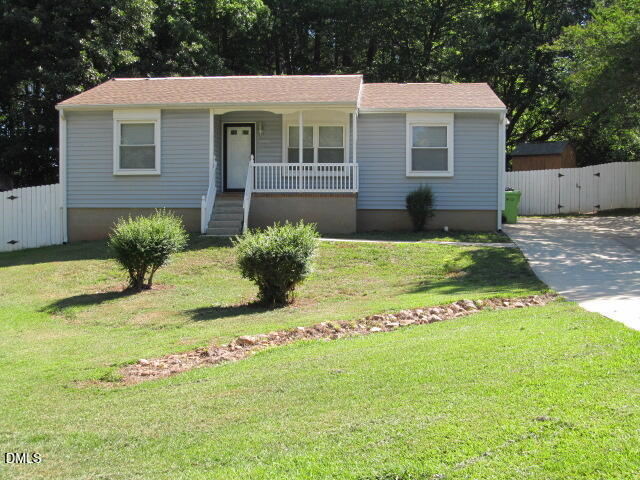 2600 Courier Court Property Photo 2