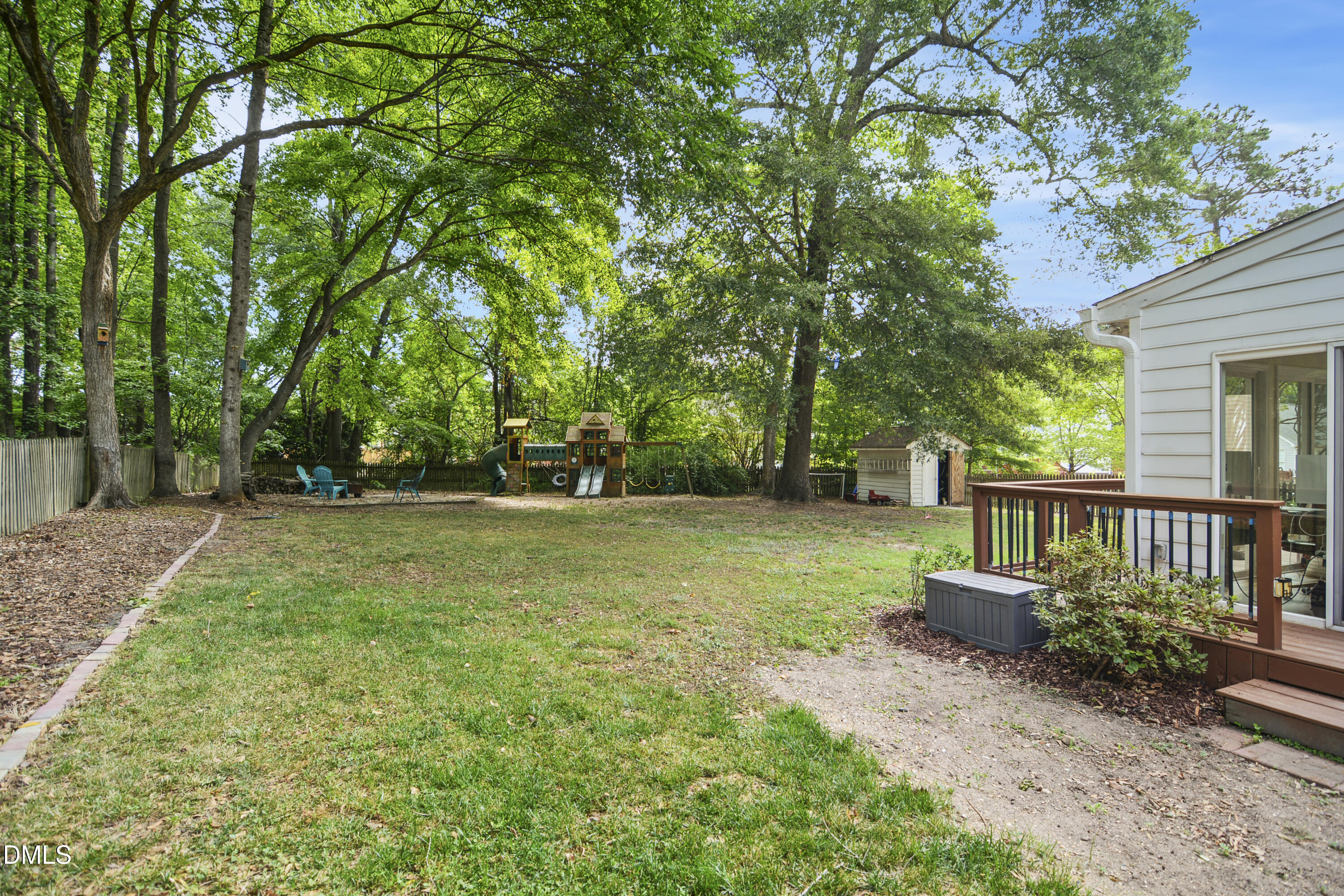 812 Beddingfield Drive Property Photo 27