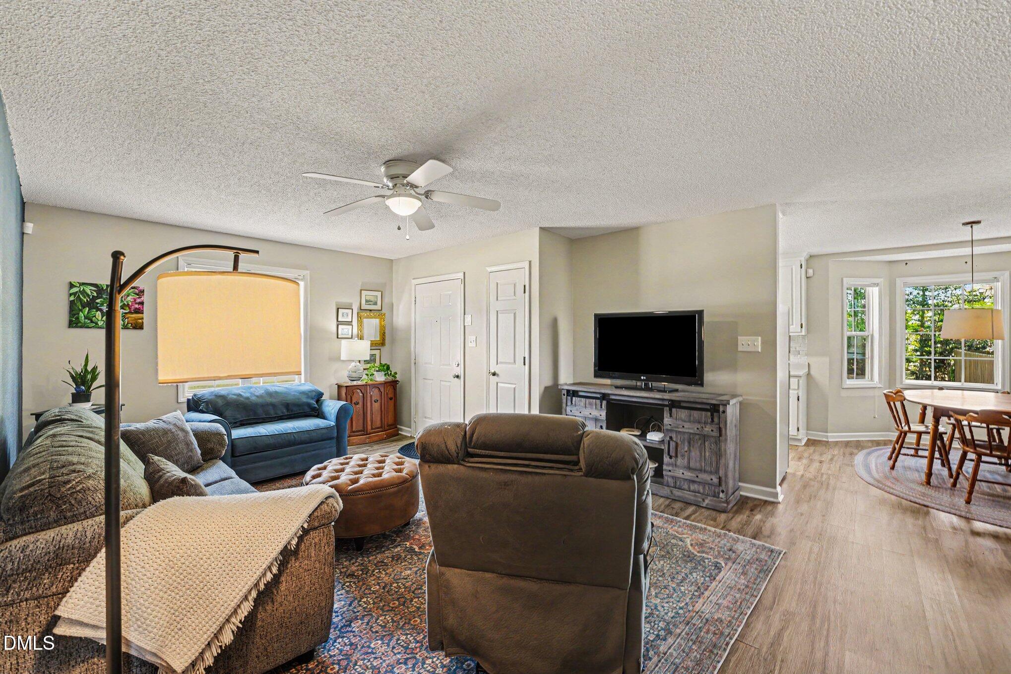 287 N Hickory Street Property Photo 5