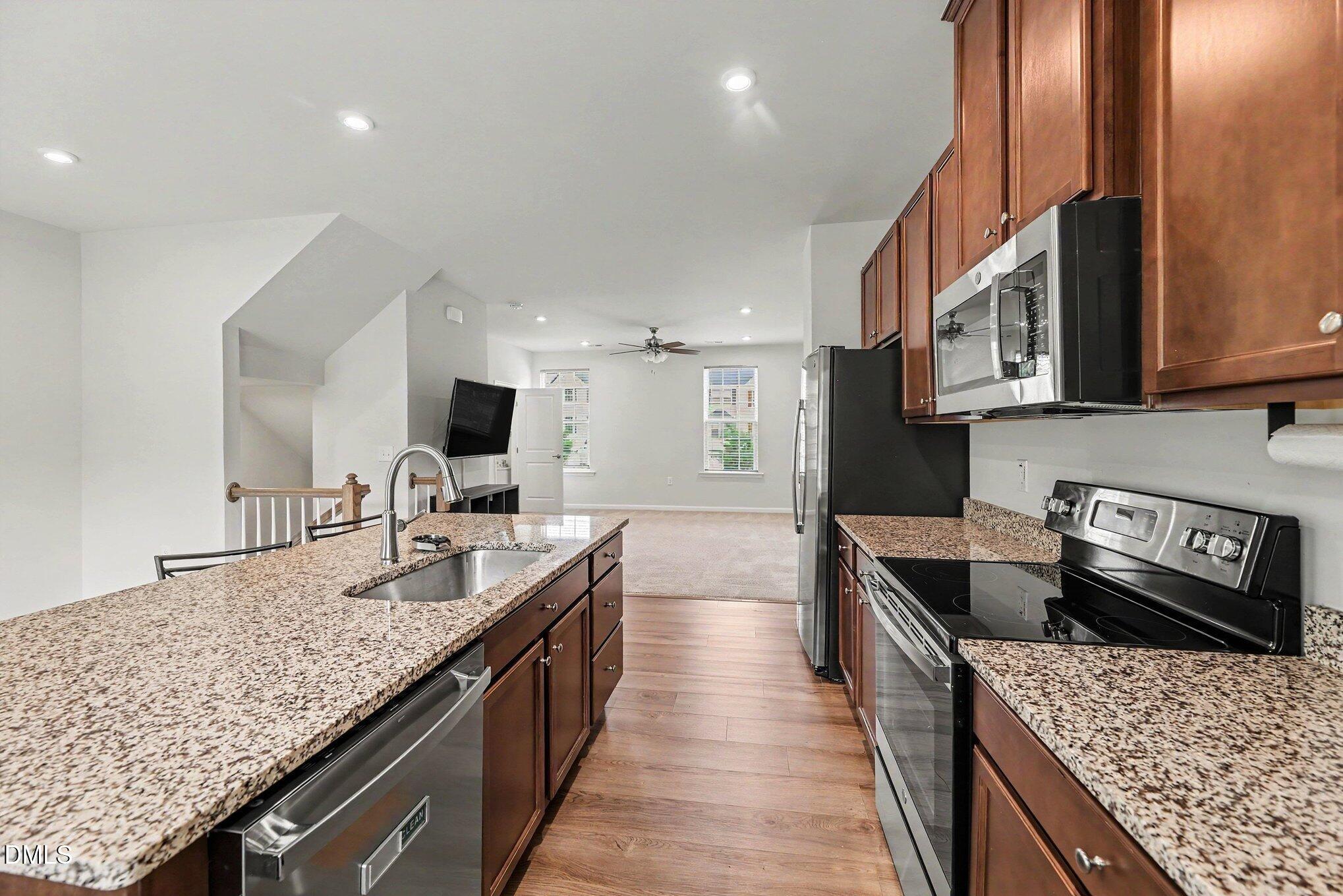 6626 Pathfinder Way Property Photo 10