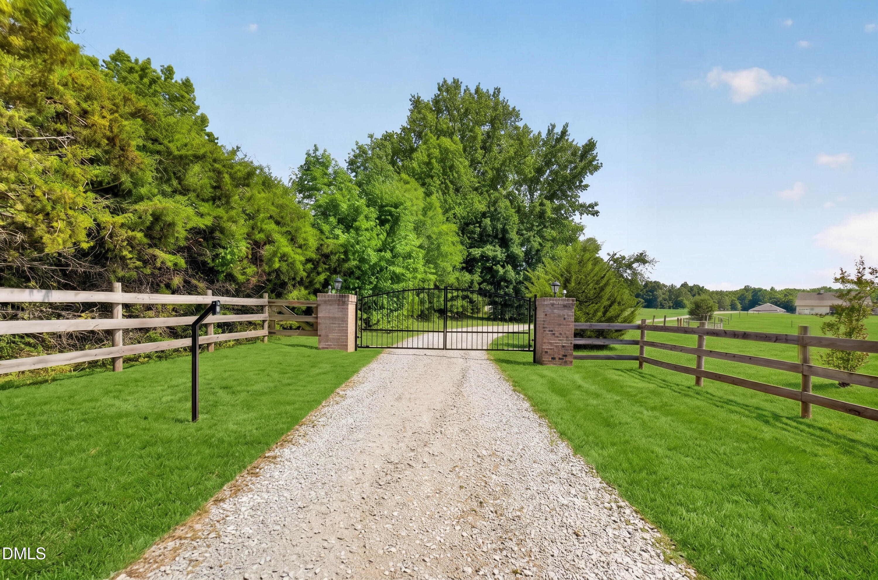 4625 Pentecost Road Property Photo 1