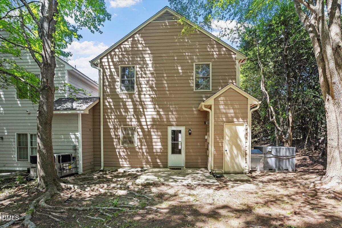 4016 Charleston Park Drive Property Photo 6
