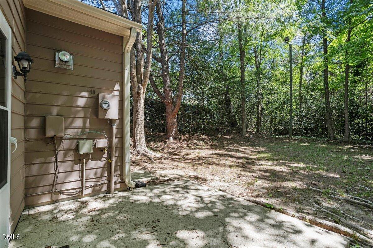 4016 Charleston Park Drive Property Photo 9
