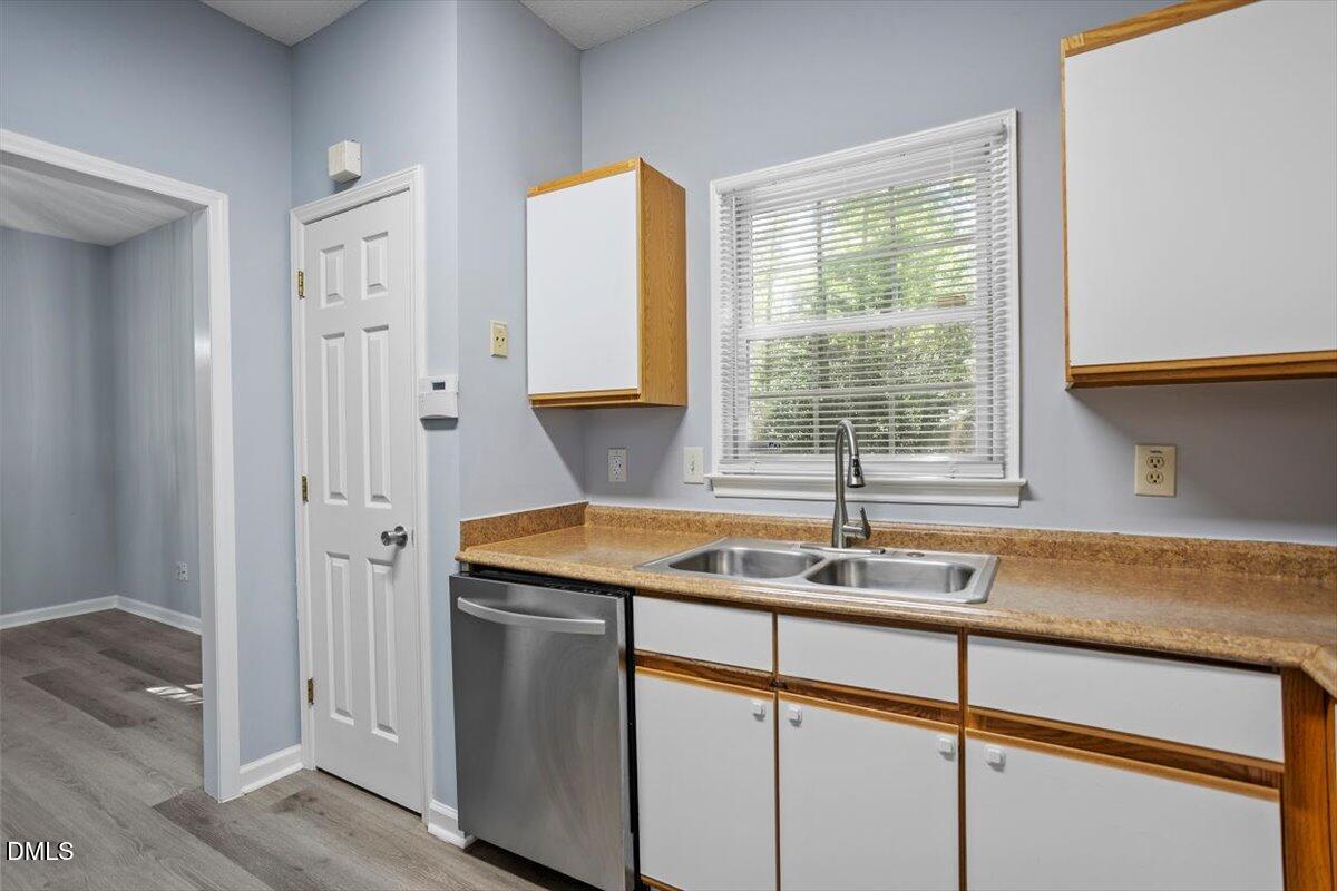 4016 Charleston Park Drive Property Photo 20
