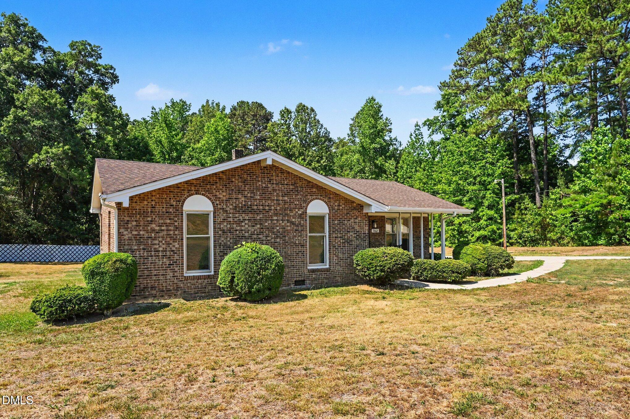 3662 W Antioch Drive Property Photo 2