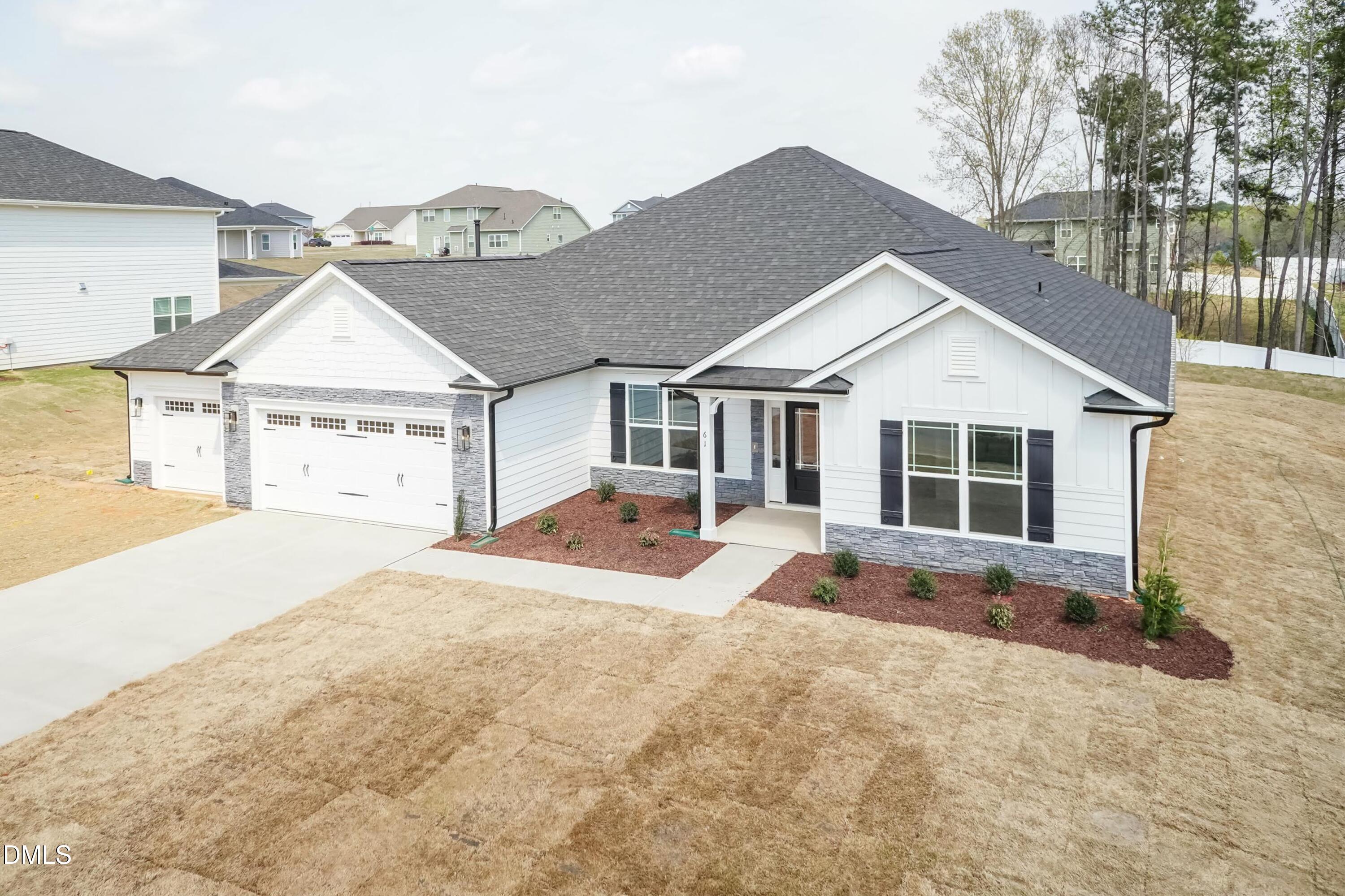112 Deep Blue Trail Property Photo 5