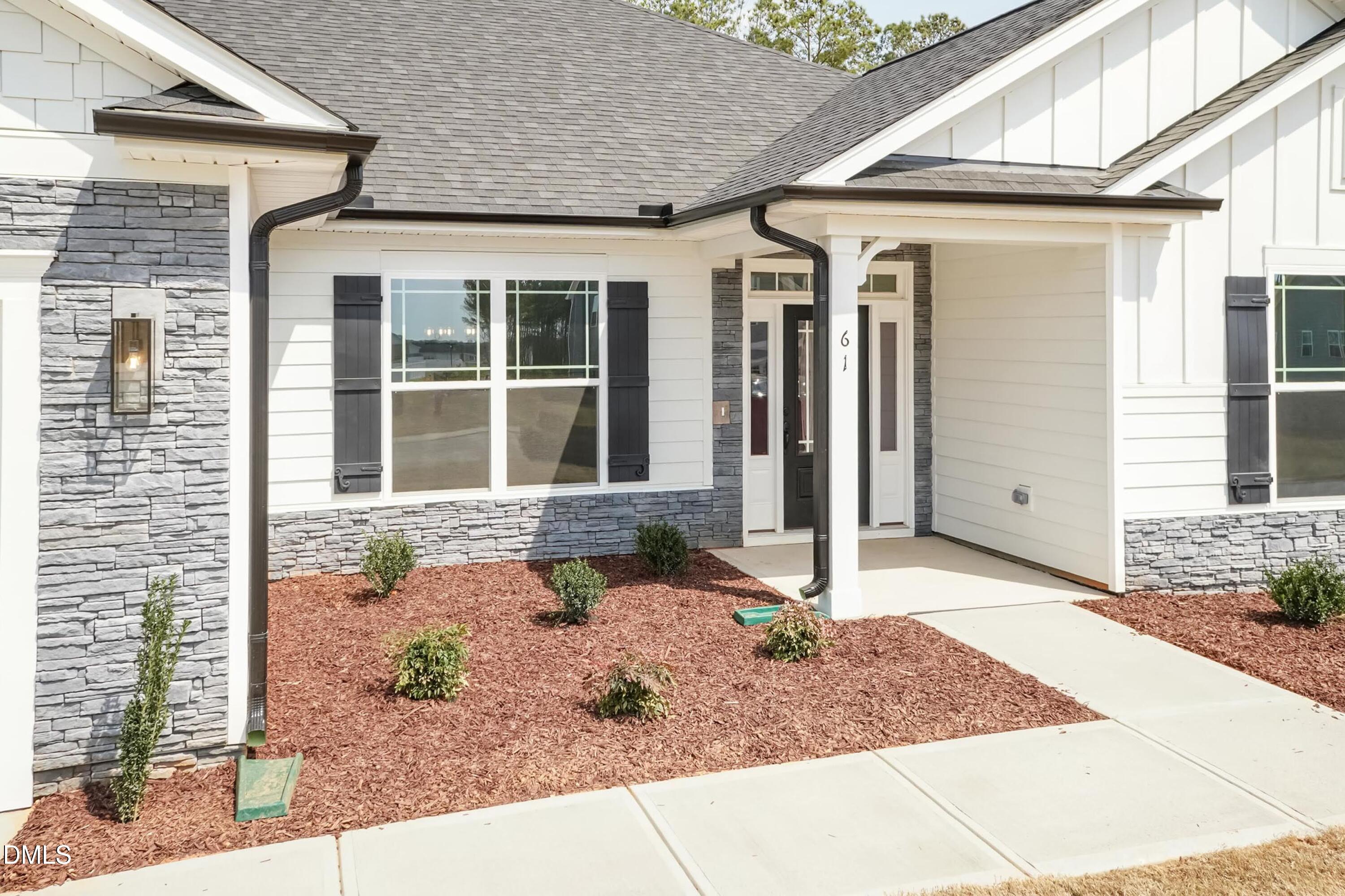 112 Deep Blue Trail Property Photo 8