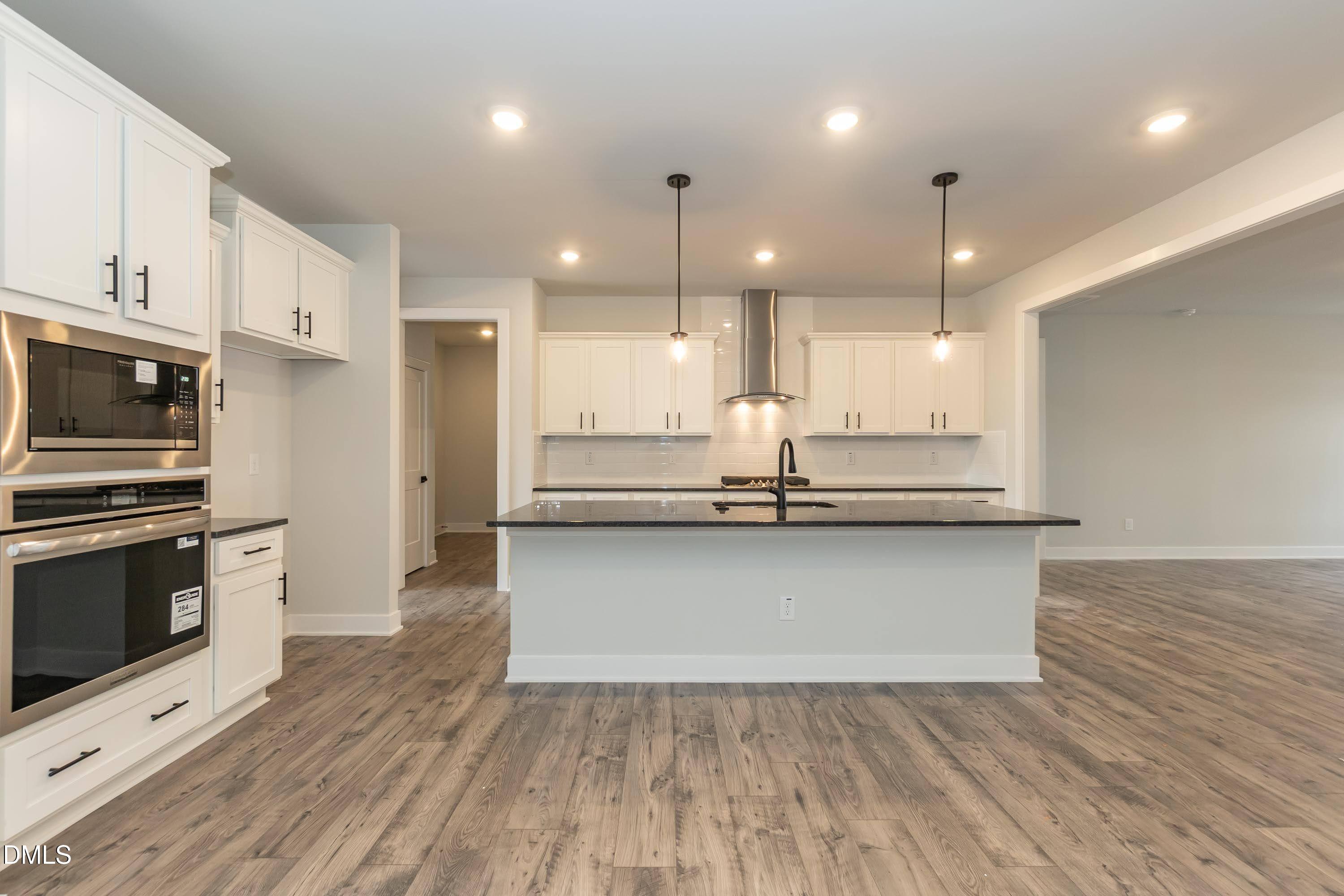 112 Deep Blue Trail Property Photo 15