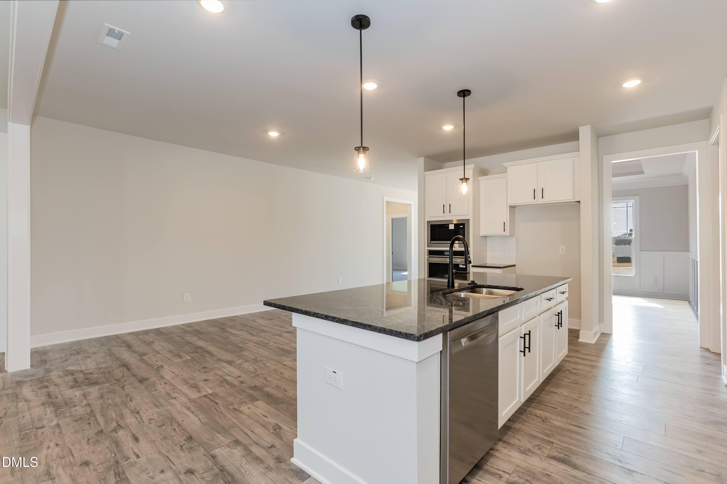 112 Deep Blue Trail Property Photo 16