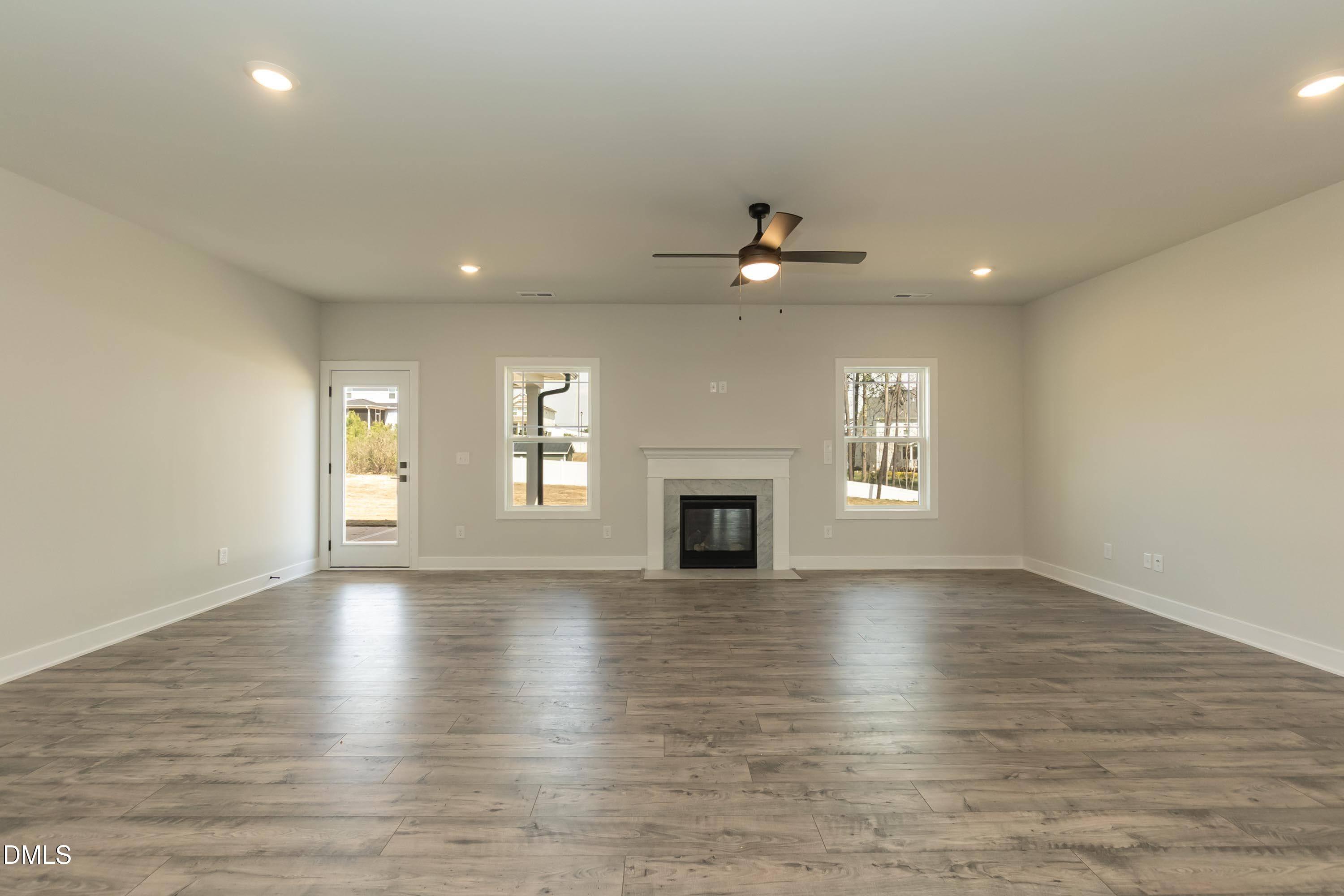 112 Deep Blue Trail Property Photo 22