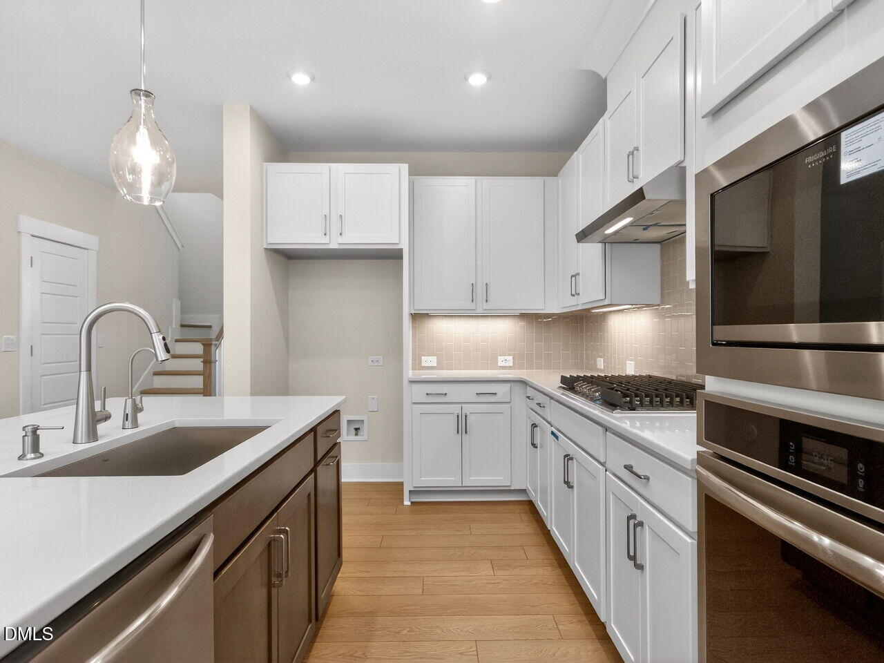 53 Hillway Road Property Photo 1
