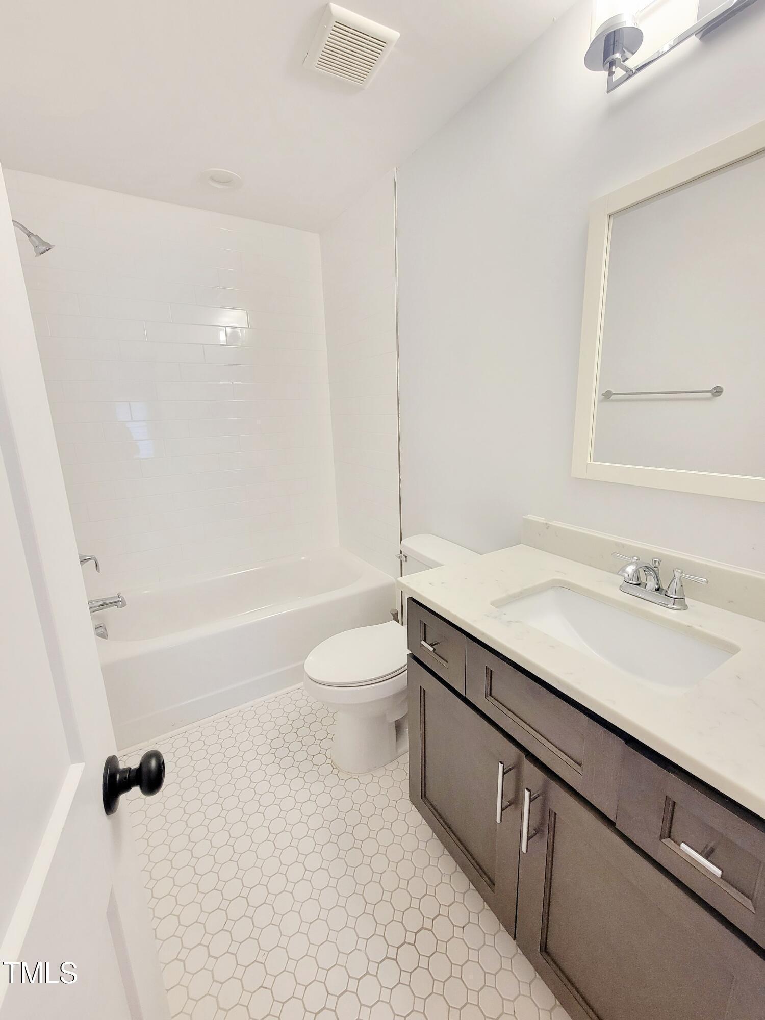 805 Coleman Street Property Photo 10