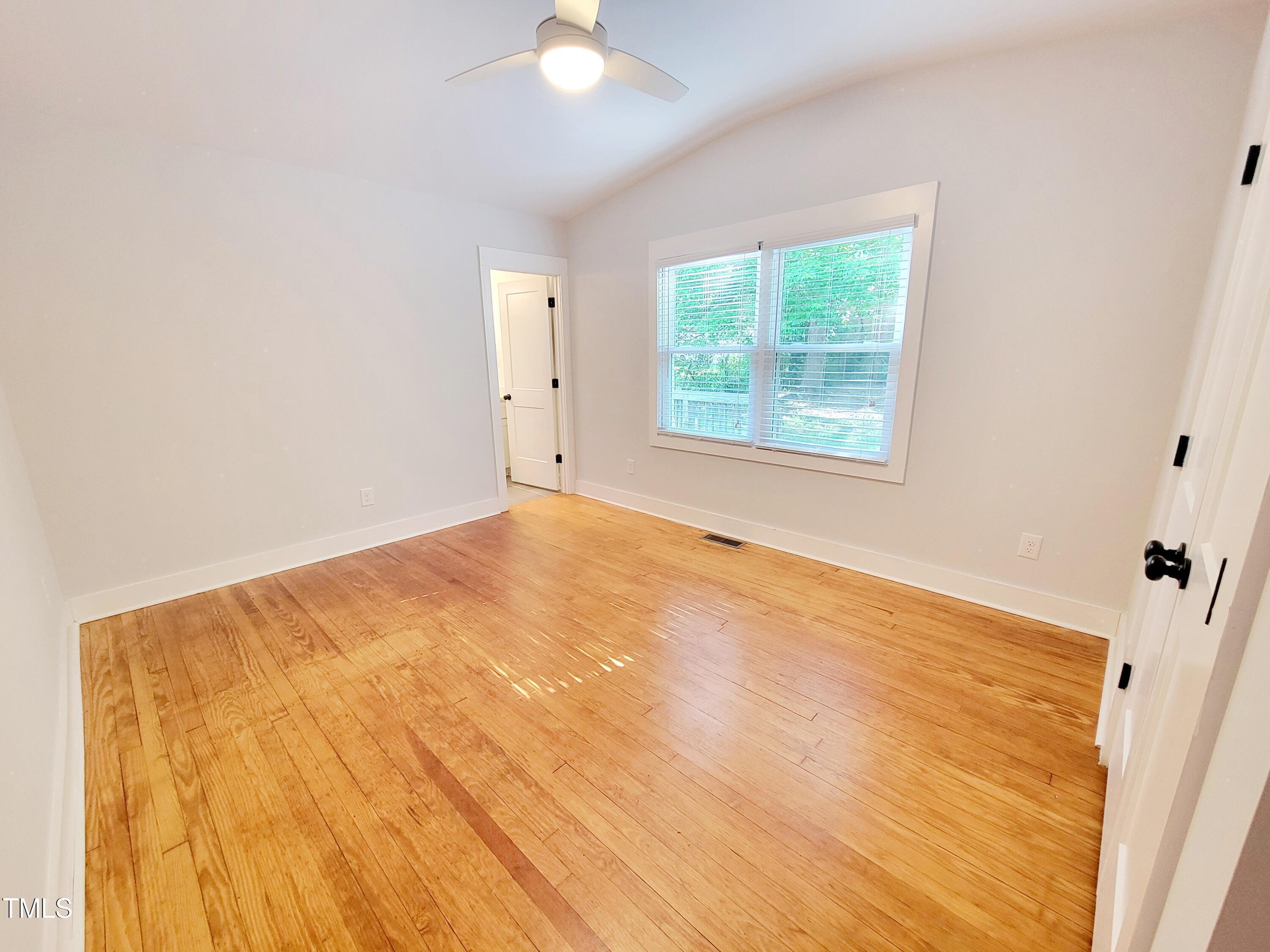 805 Coleman Street Property Photo 13