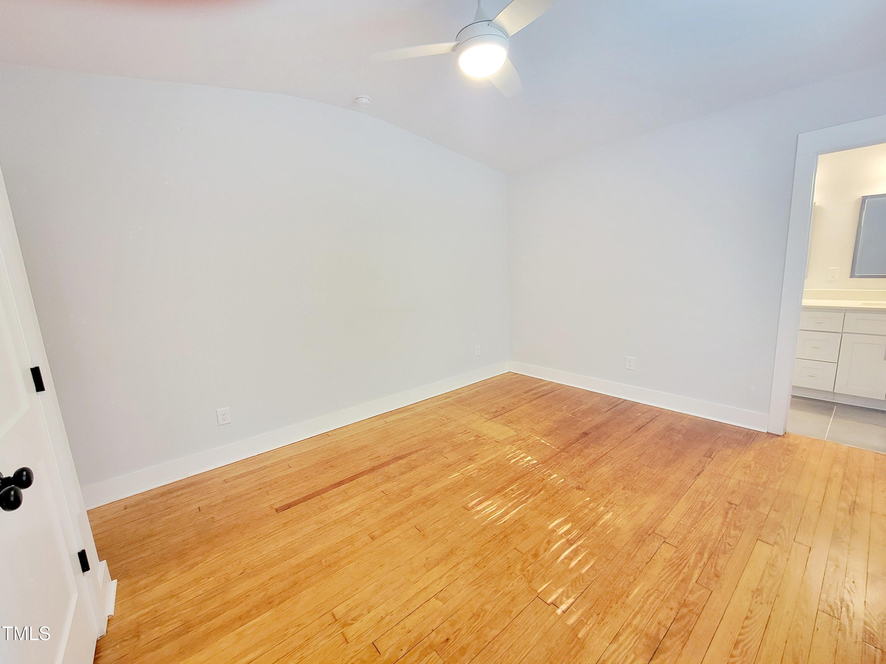 805 Coleman Street Property Photo 16