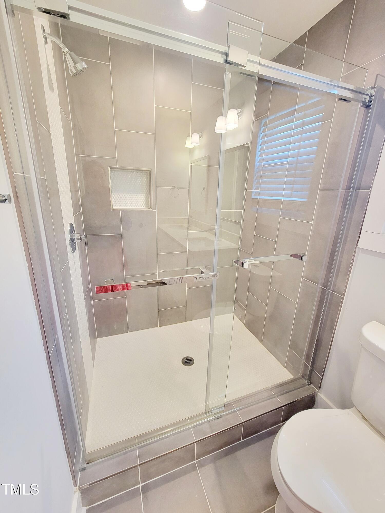 805 Coleman Street Property Photo 20