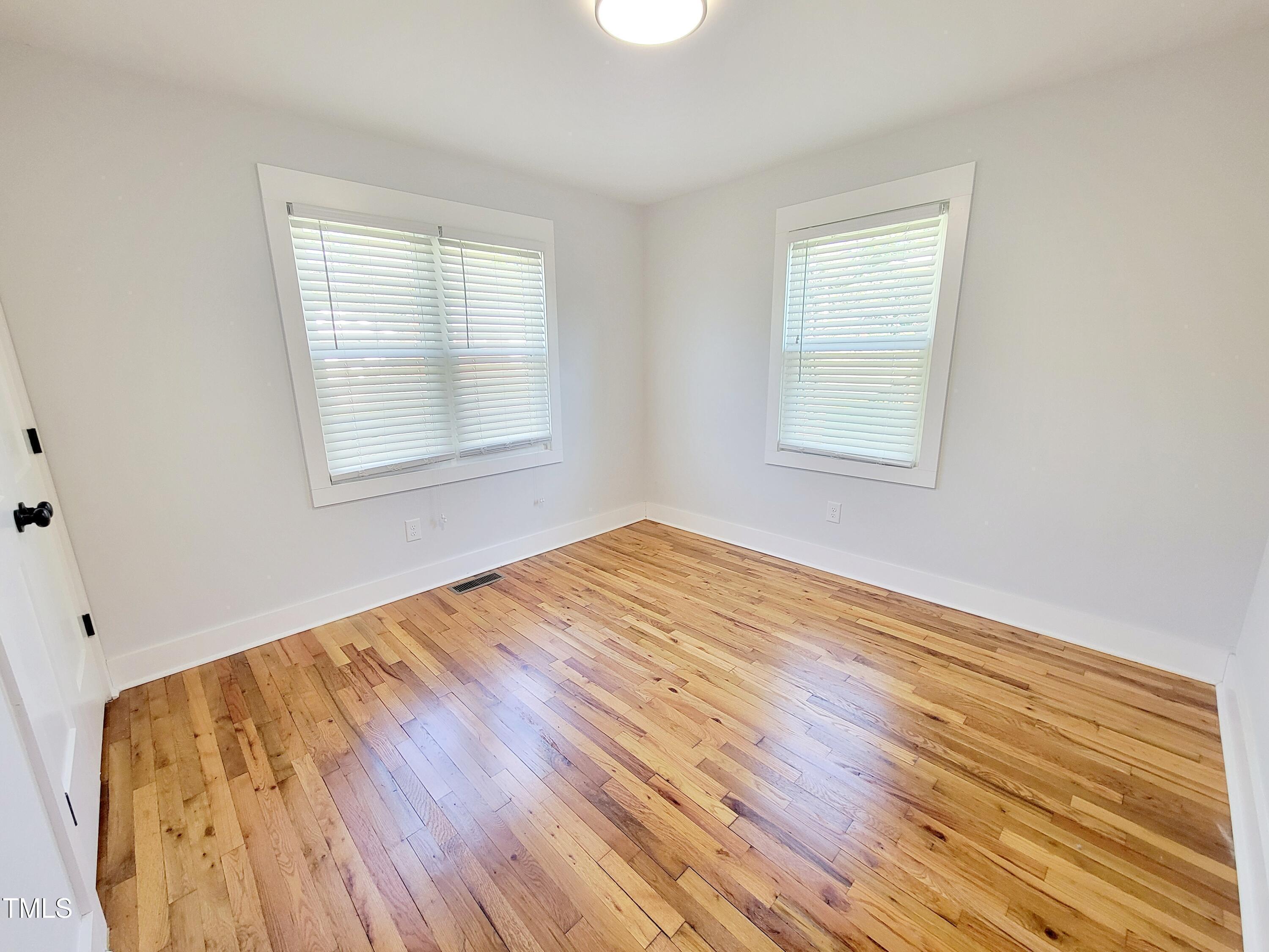 805 Coleman Street Property Photo 22