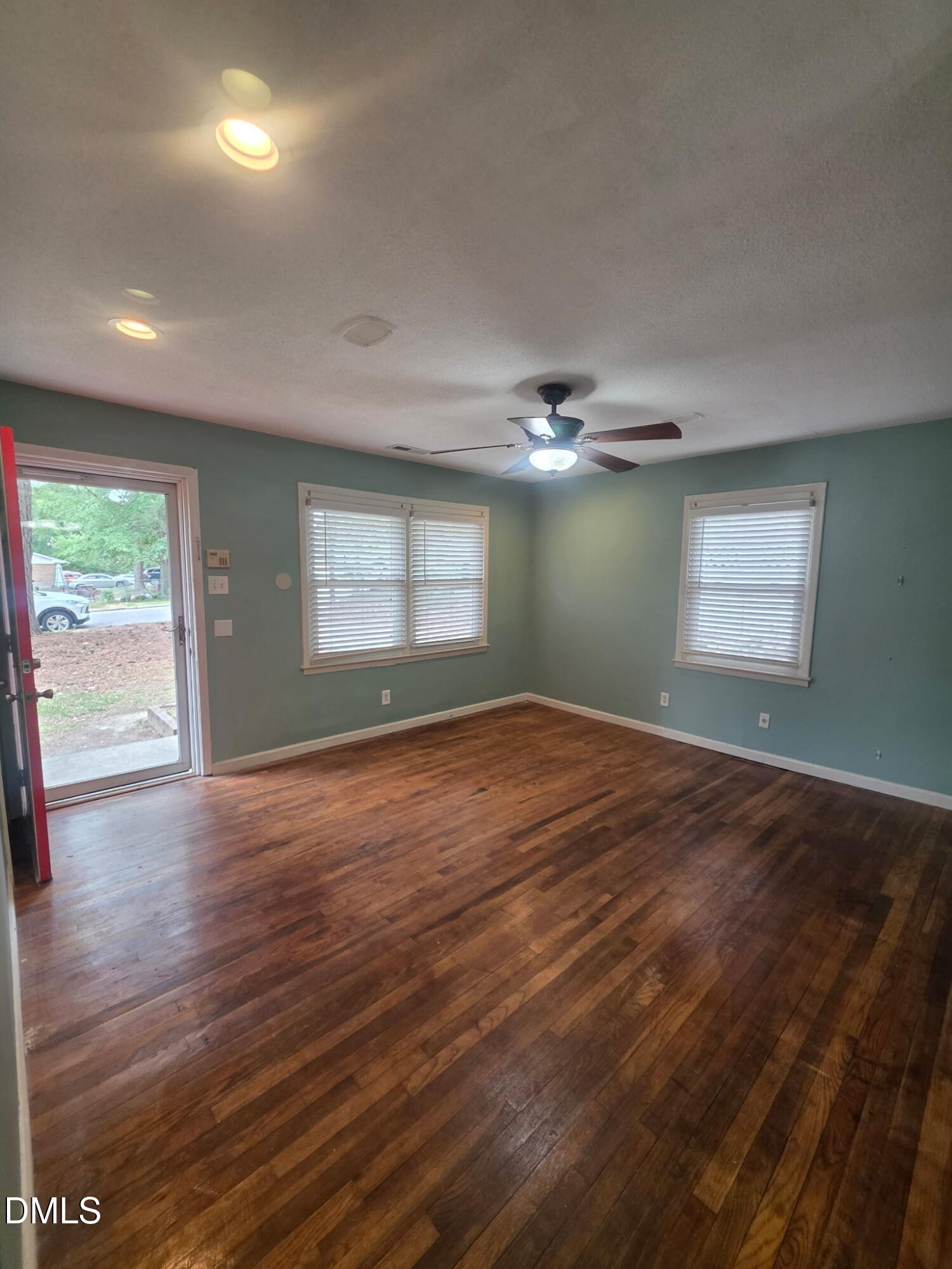 1418 Hearthside Street Property Photo 7