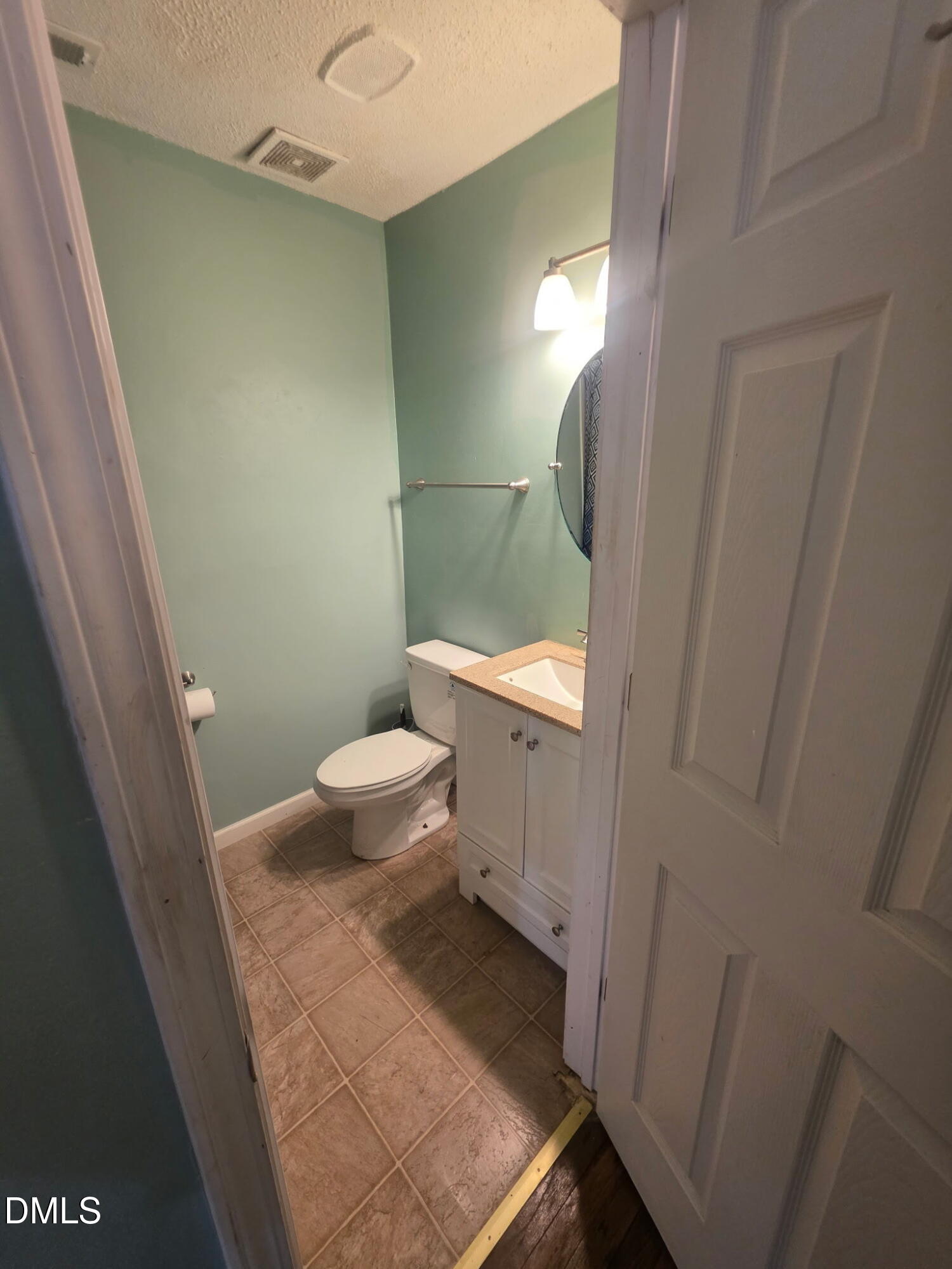 1418 Hearthside Street Property Photo 8