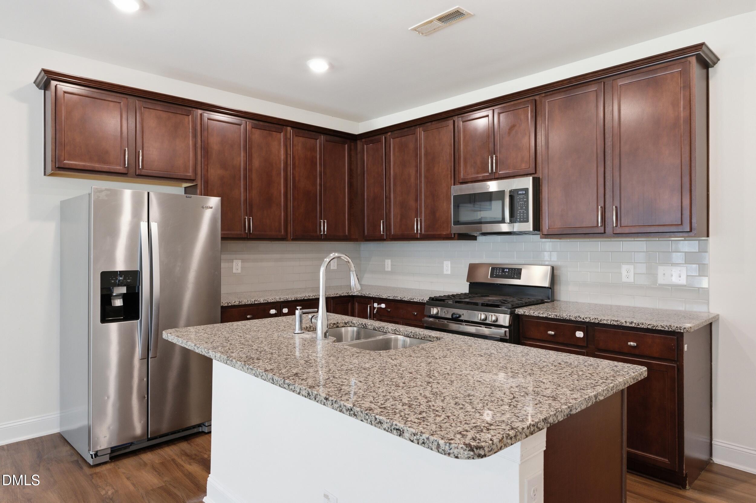212 Marbella Grove Court Property Photo 6