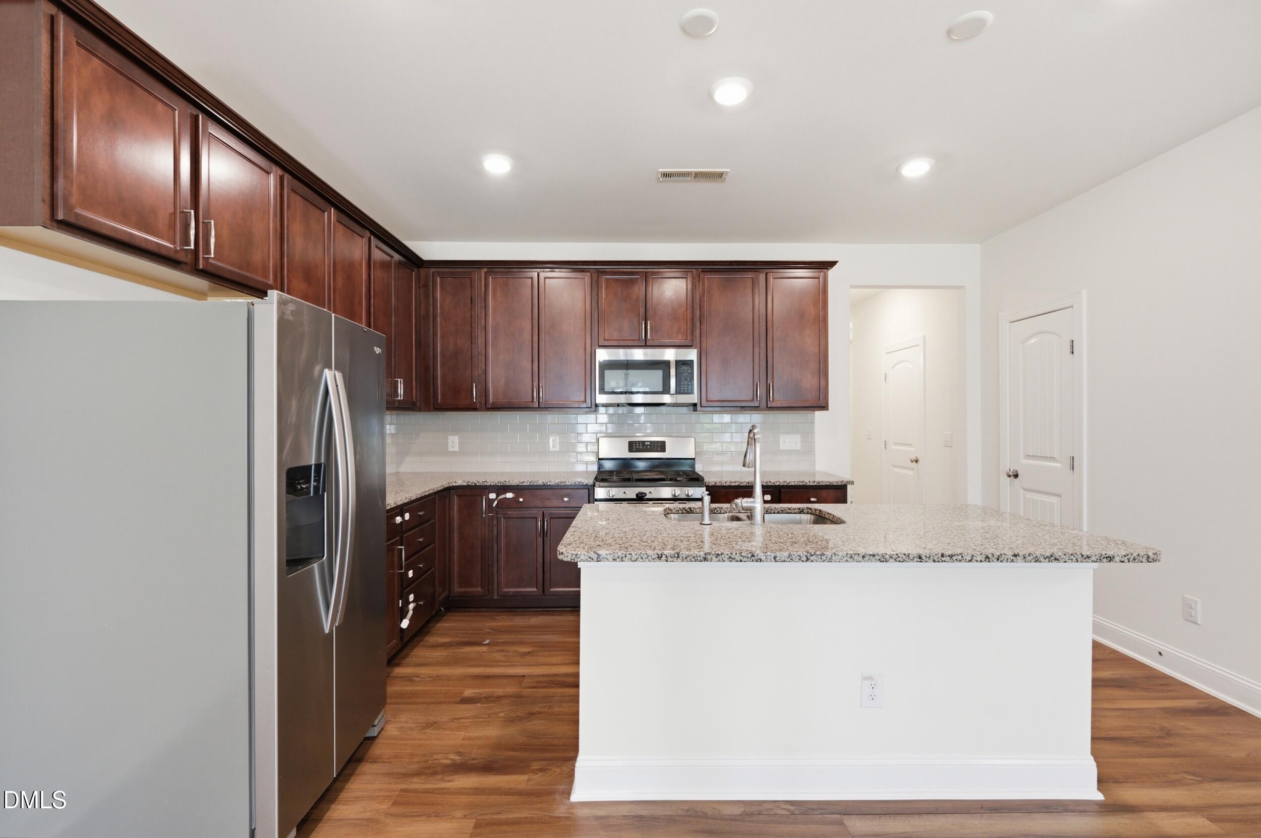 212 Marbella Grove Court Property Photo 7
