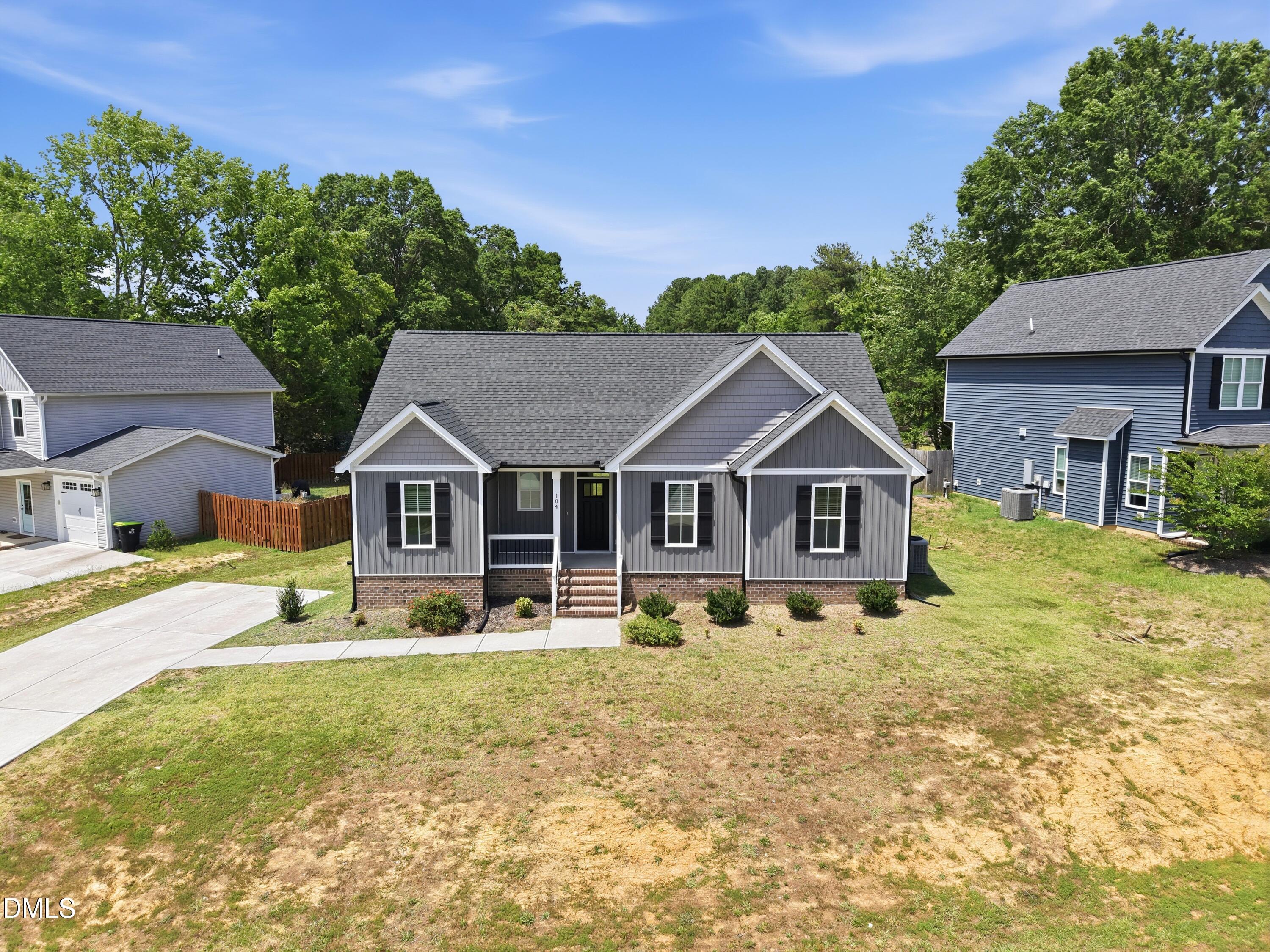 104 Averly Court Property Photo 1
