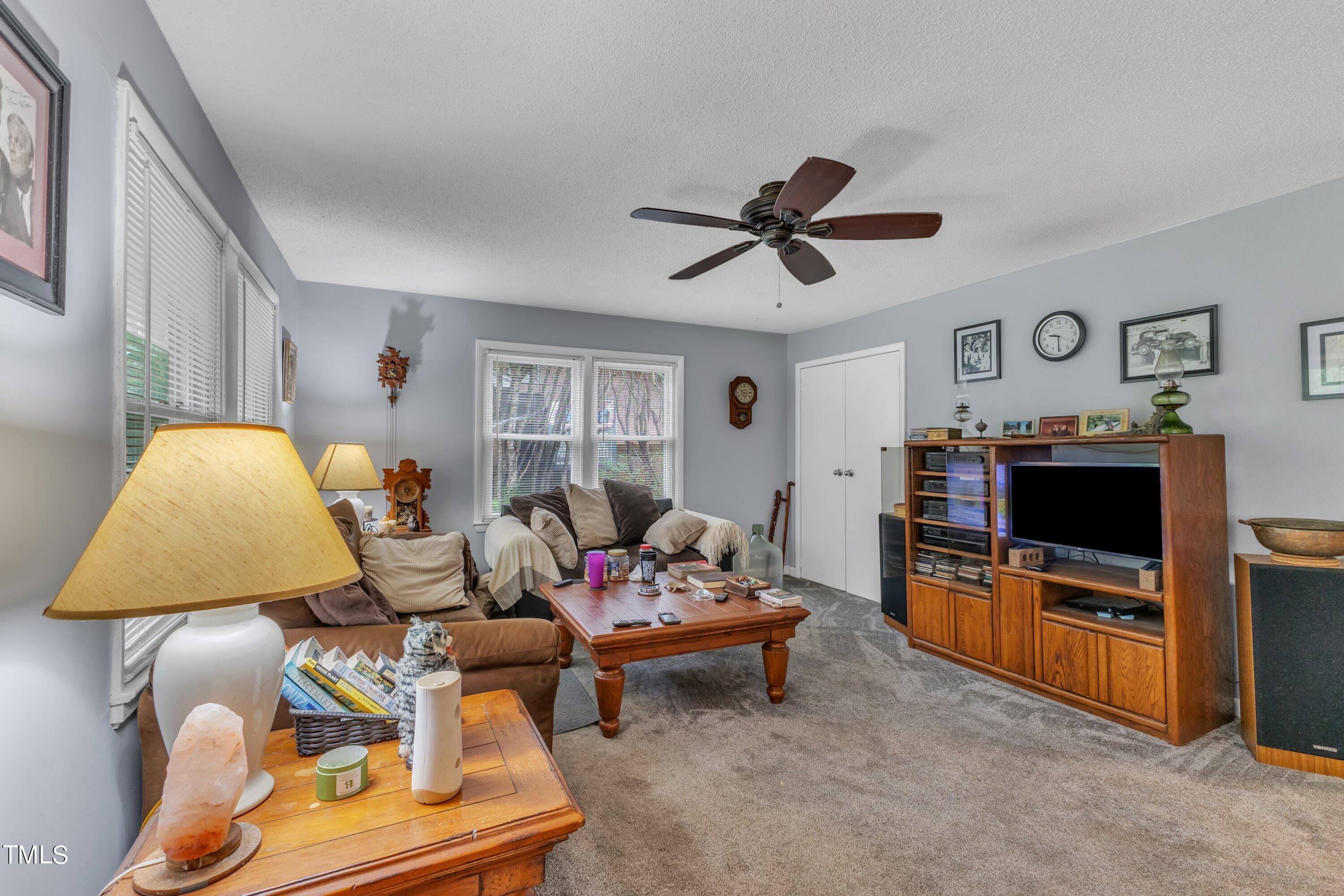 725 Colonial Drive Property Photo 6