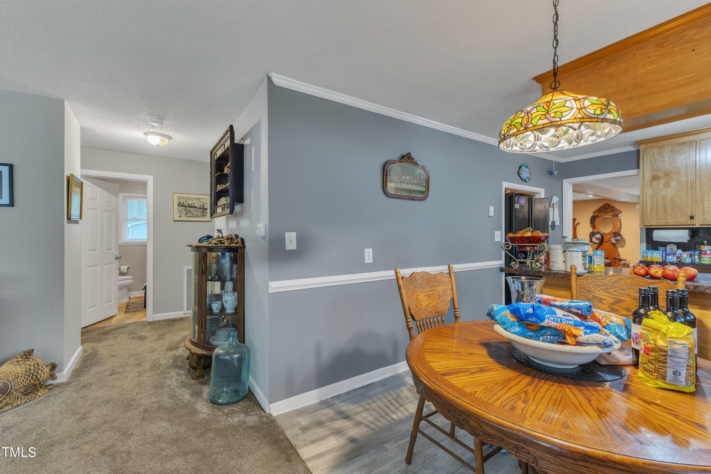 725 Colonial Drive Property Photo 8