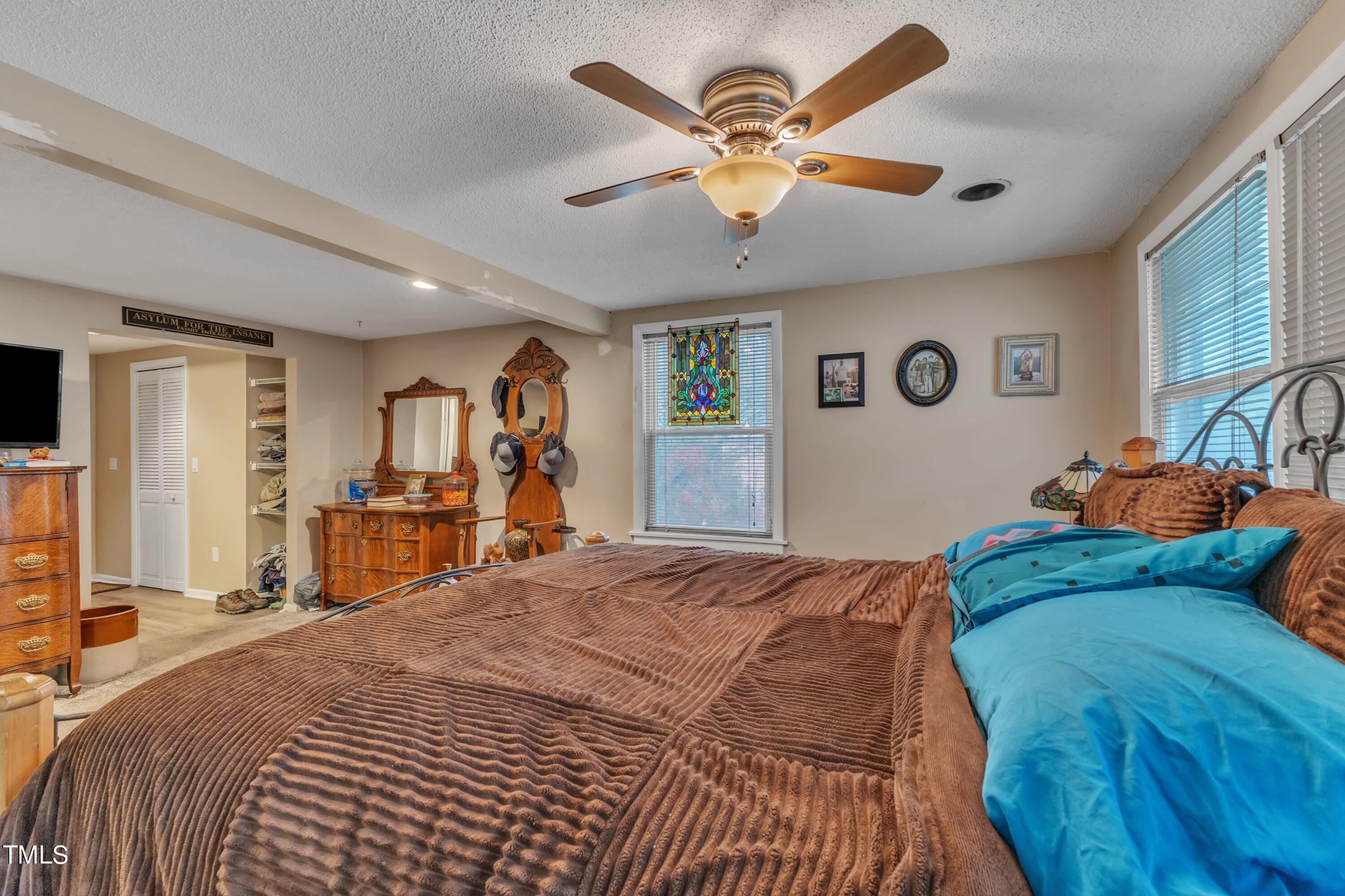 725 Colonial Drive Property Photo 15