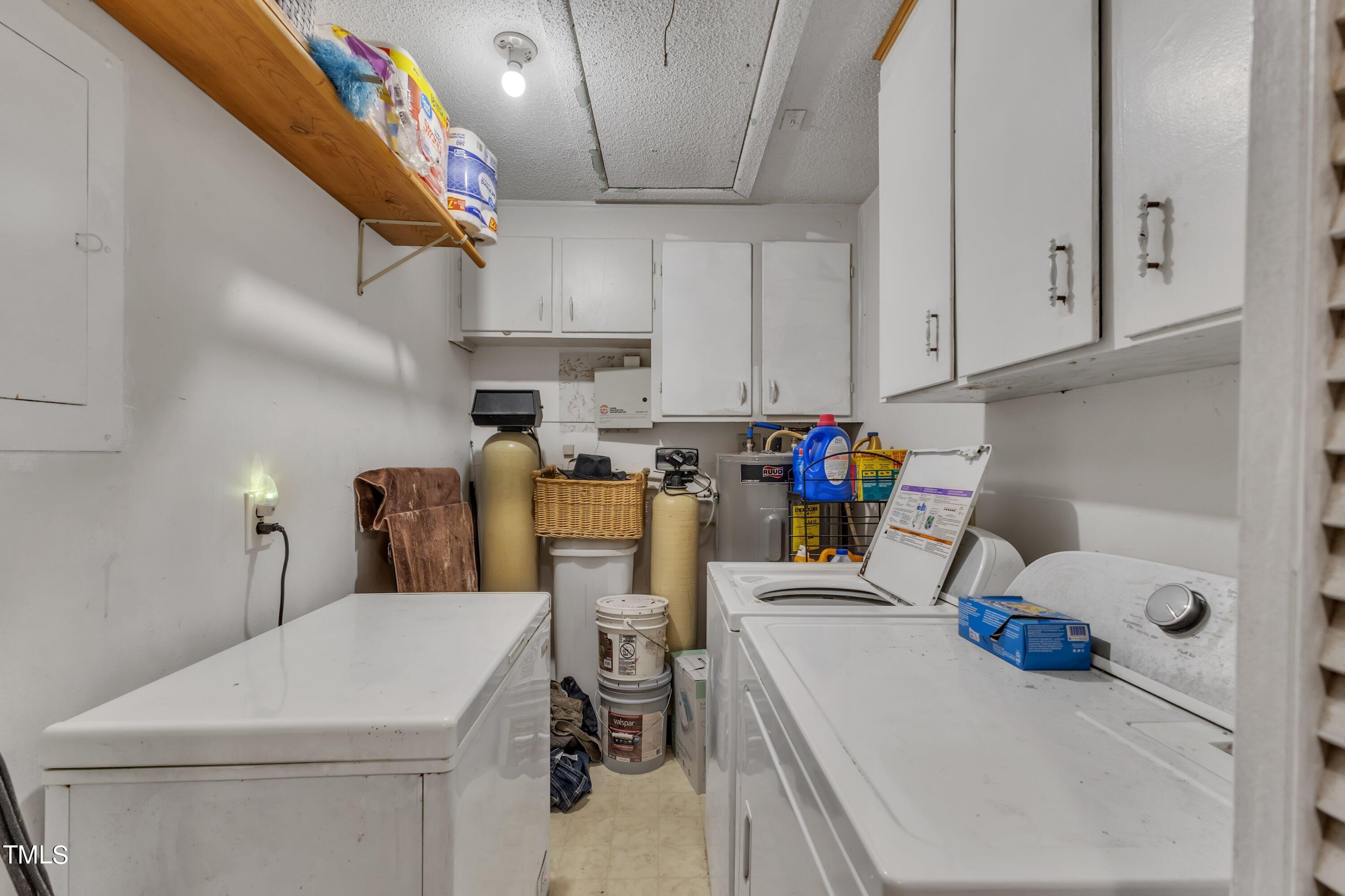 725 Colonial Drive Property Photo 22