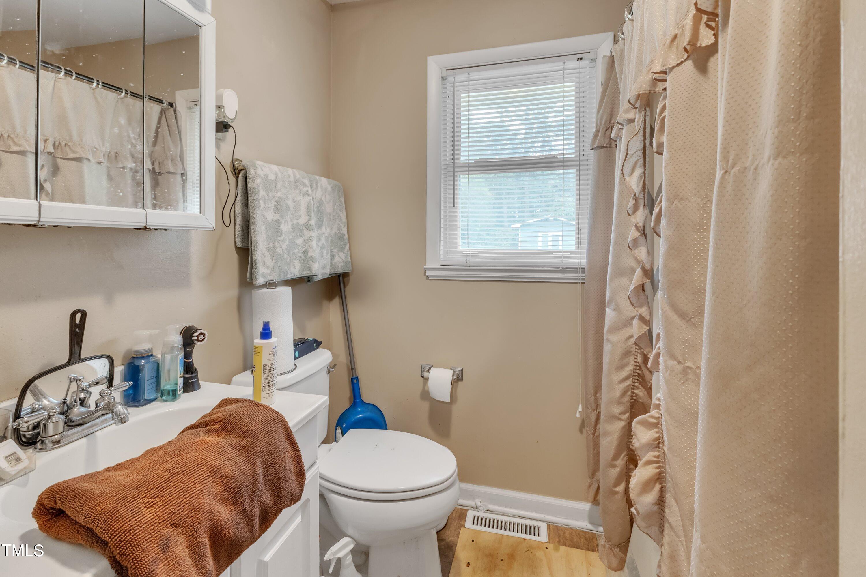 725 Colonial Drive Property Photo 25