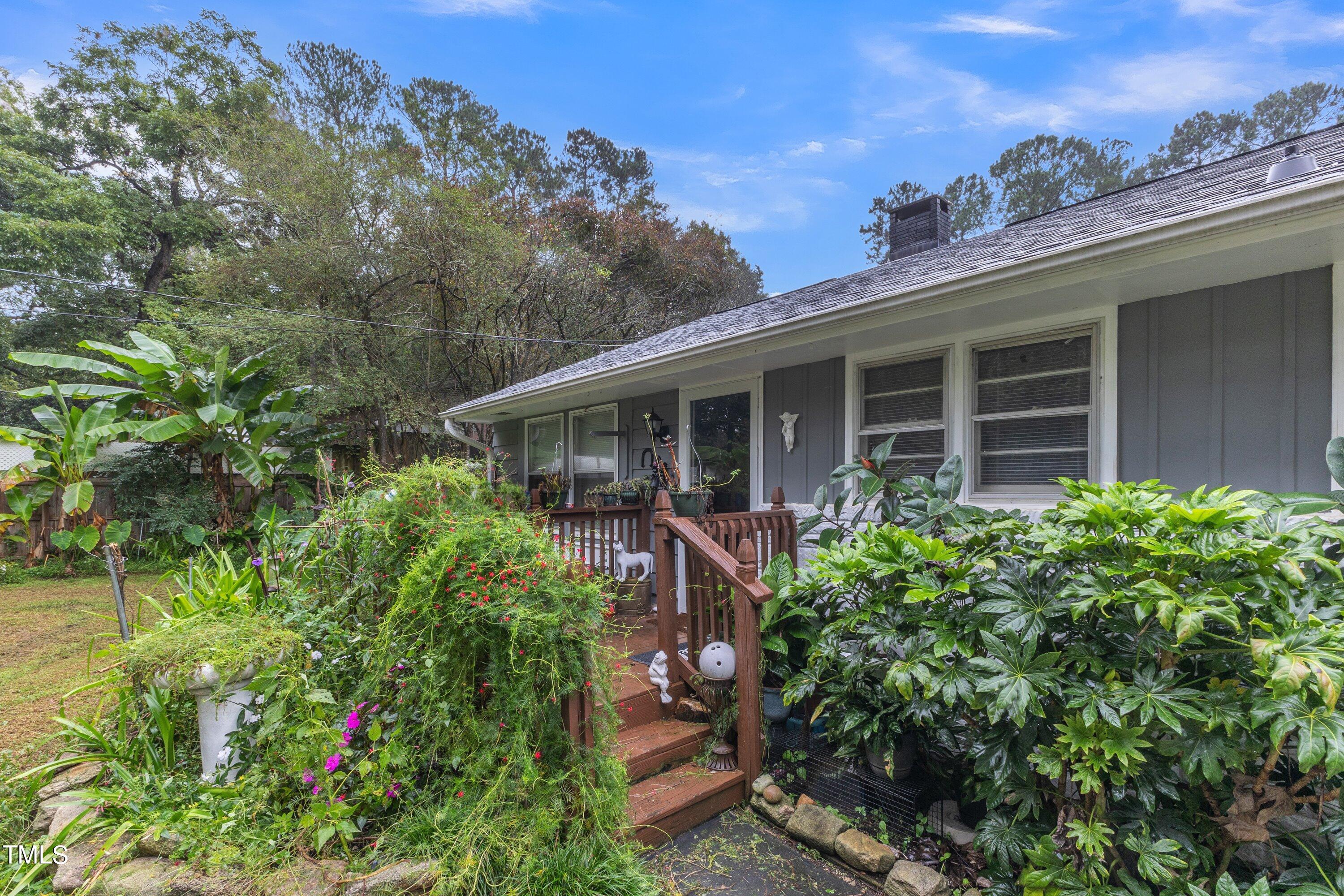 725 Colonial Drive Property Photo 36