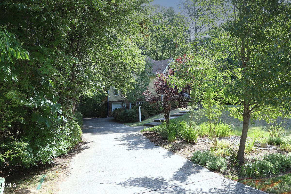 616 Morningside Drive Property Photo 2