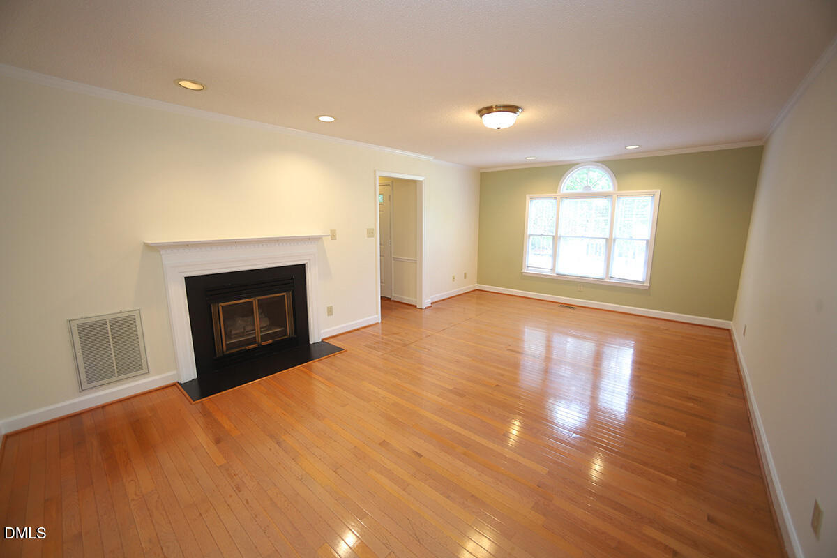 616 Morningside Drive Property Photo 6