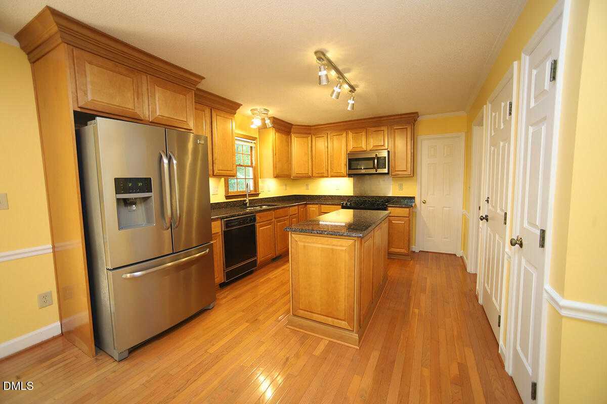 616 Morningside Drive Property Photo 9