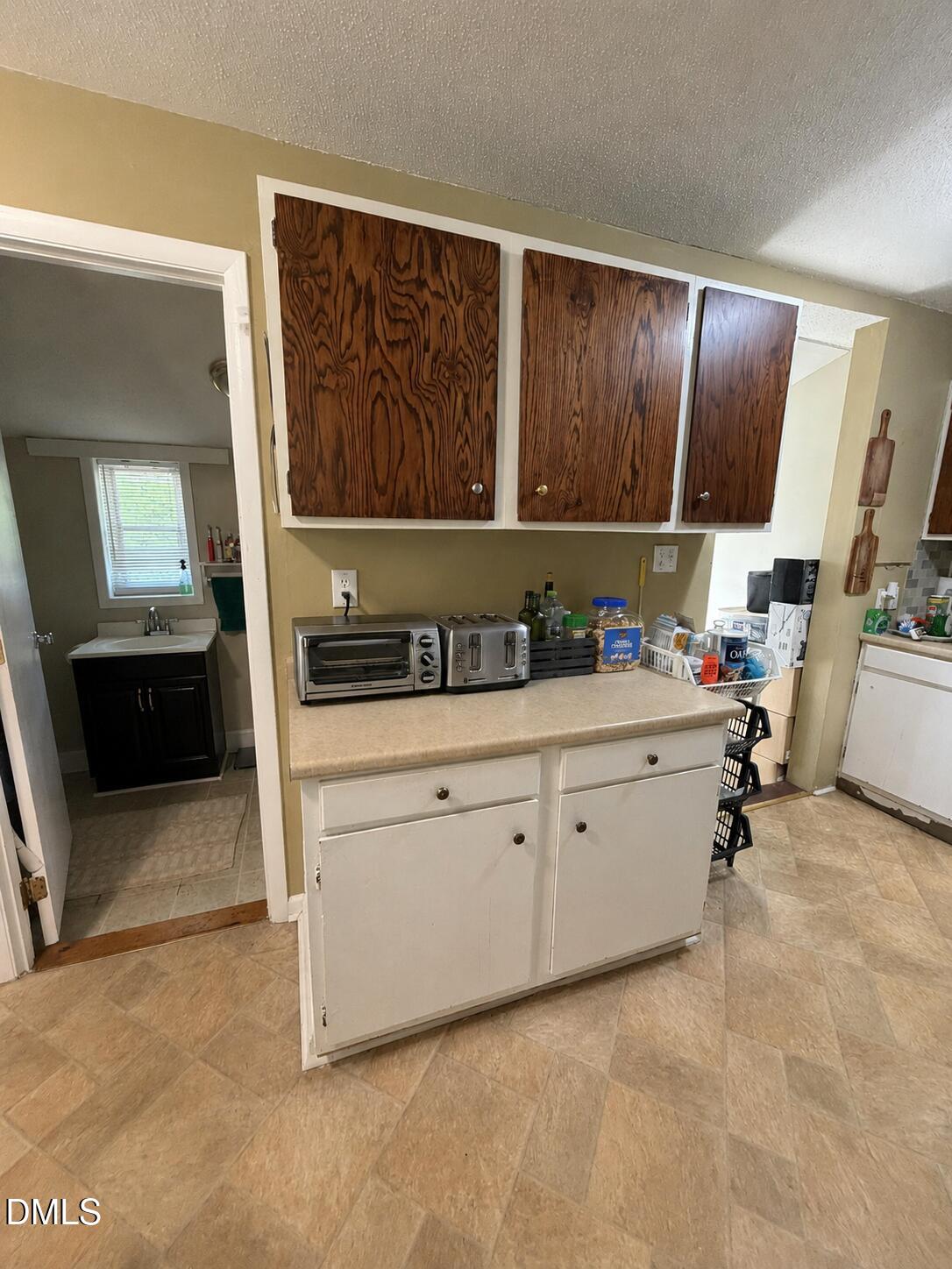 513 Madison Avenue Property Photo 7