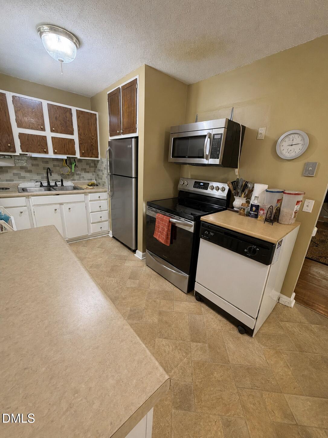 513 Madison Avenue Property Photo 8