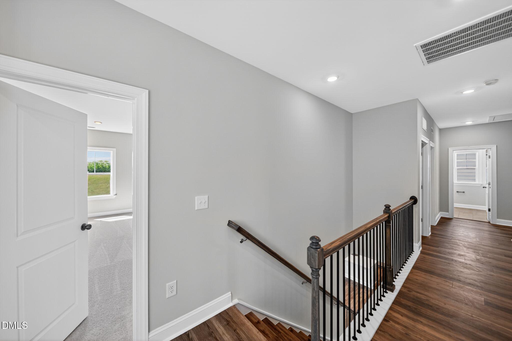 2804 Warm Breeze Way Property Photo 11