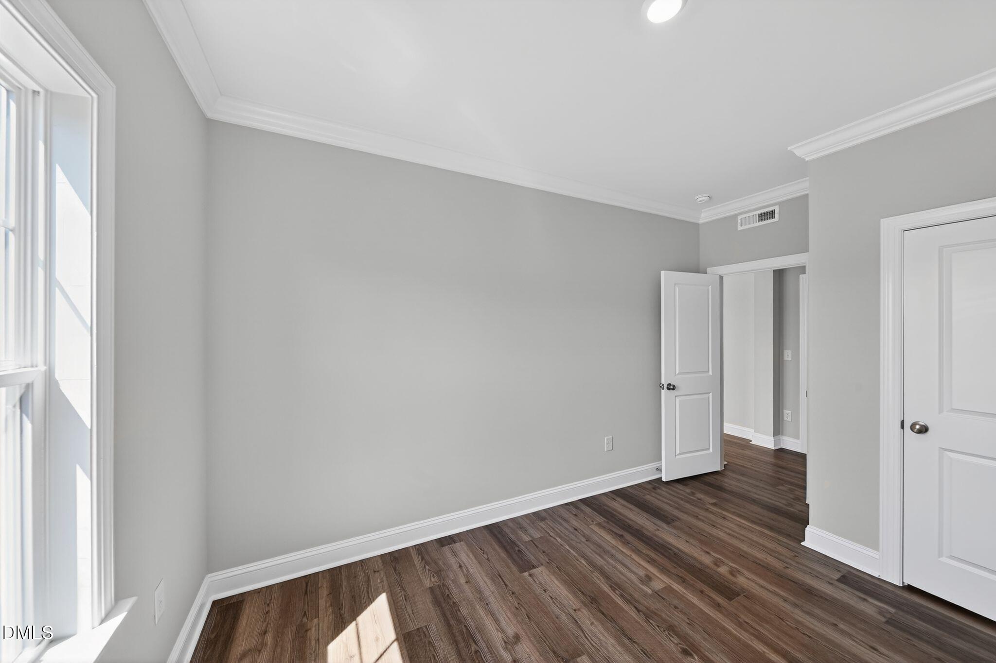2804 Warm Breeze Way Property Photo 12
