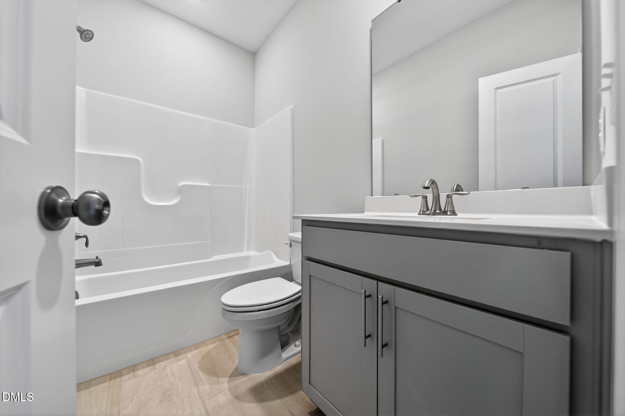 2804 Warm Breeze Way Property Photo 27