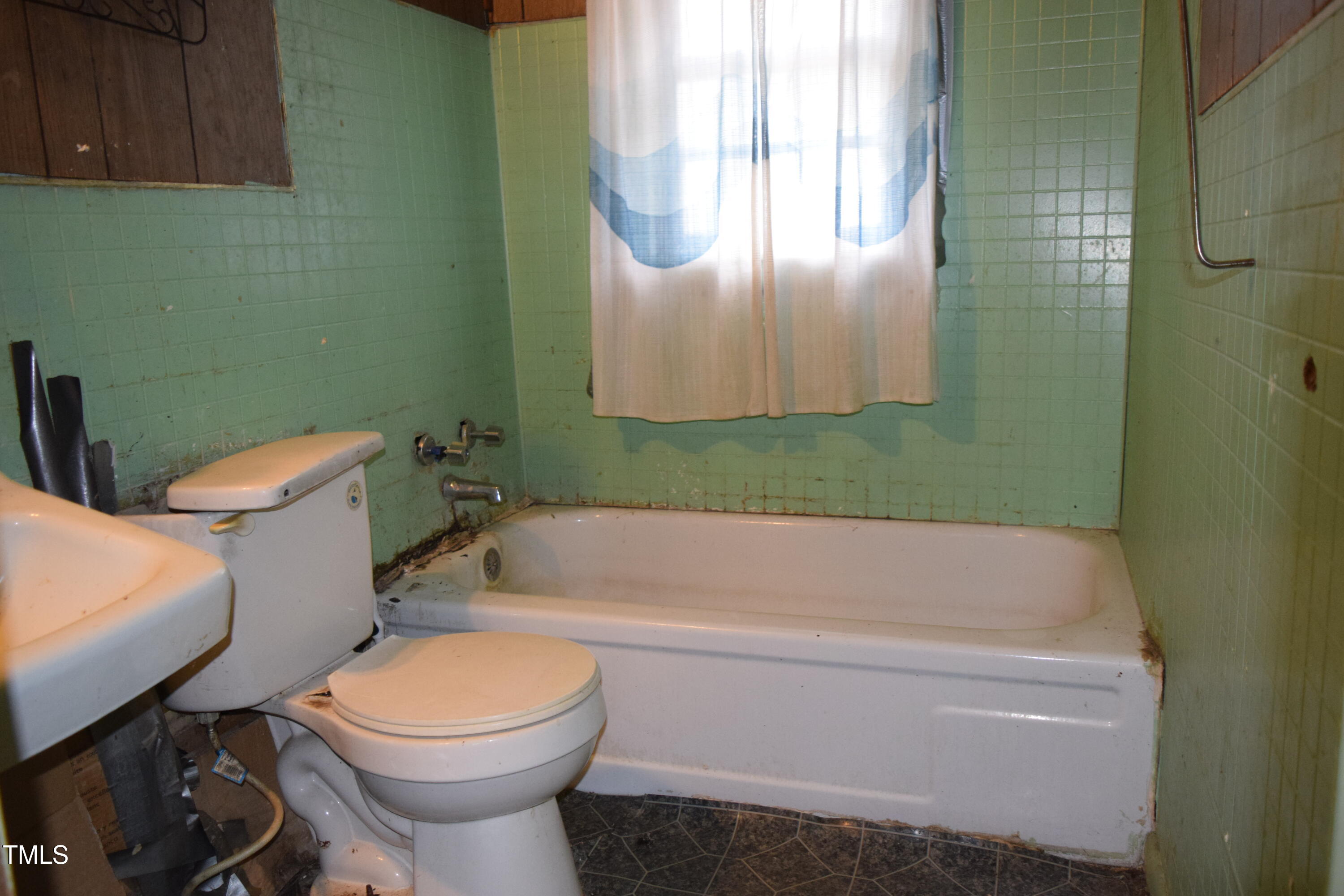 537 Homeland Avenue Property Photo 12