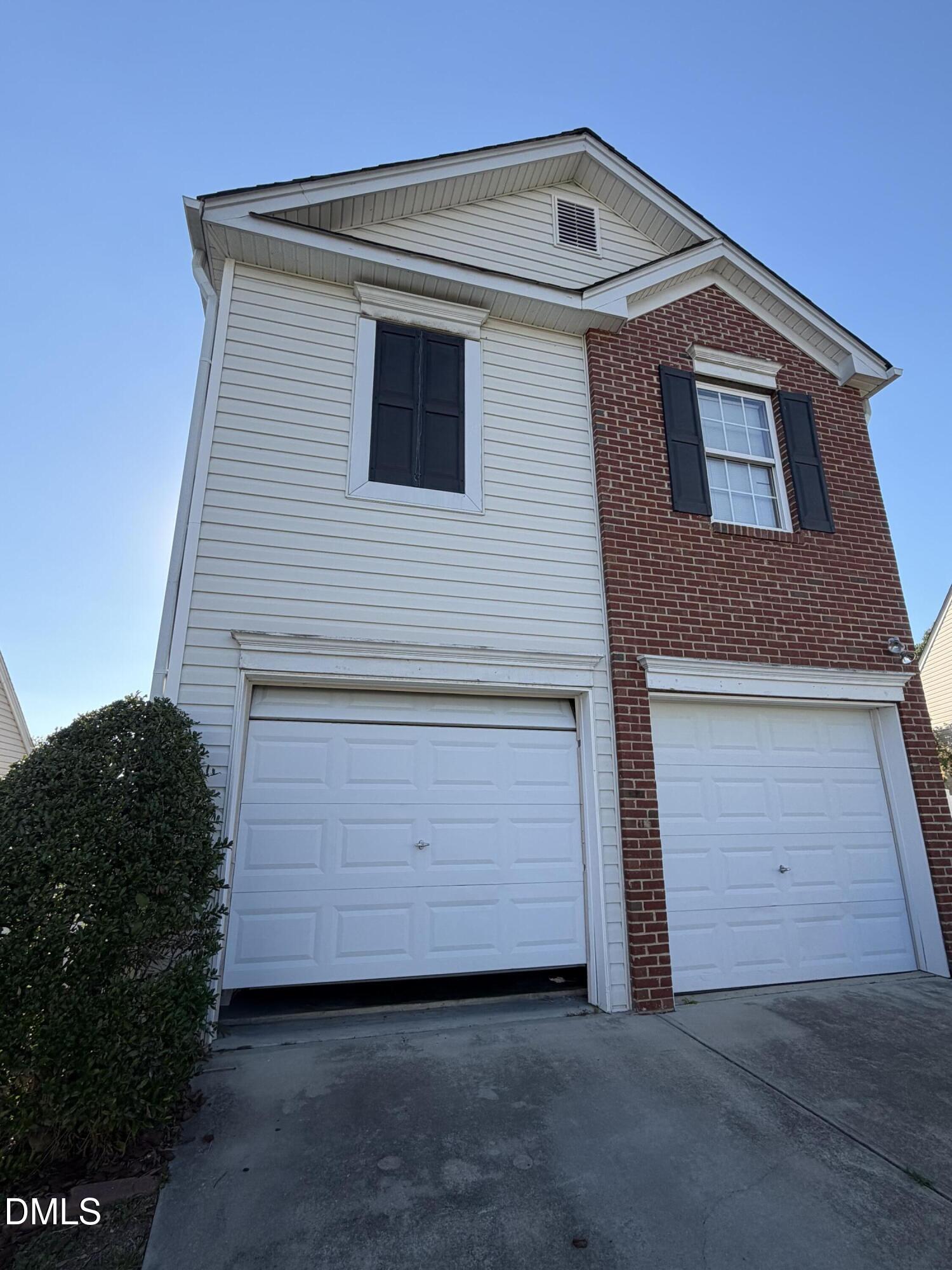 7229 Brighton Hill Lane Property Photo 1