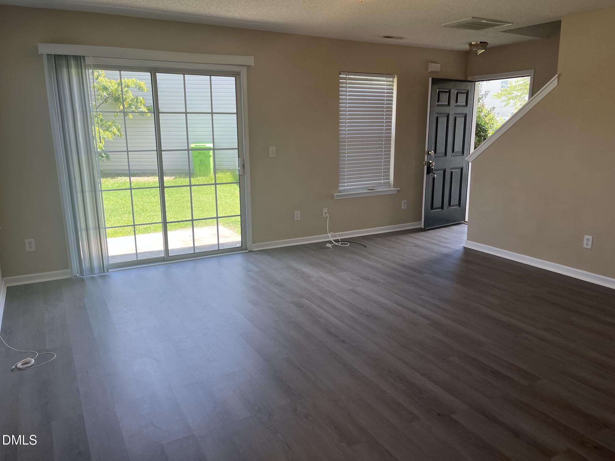 7229 Brighton Hill Lane Property Photo 4