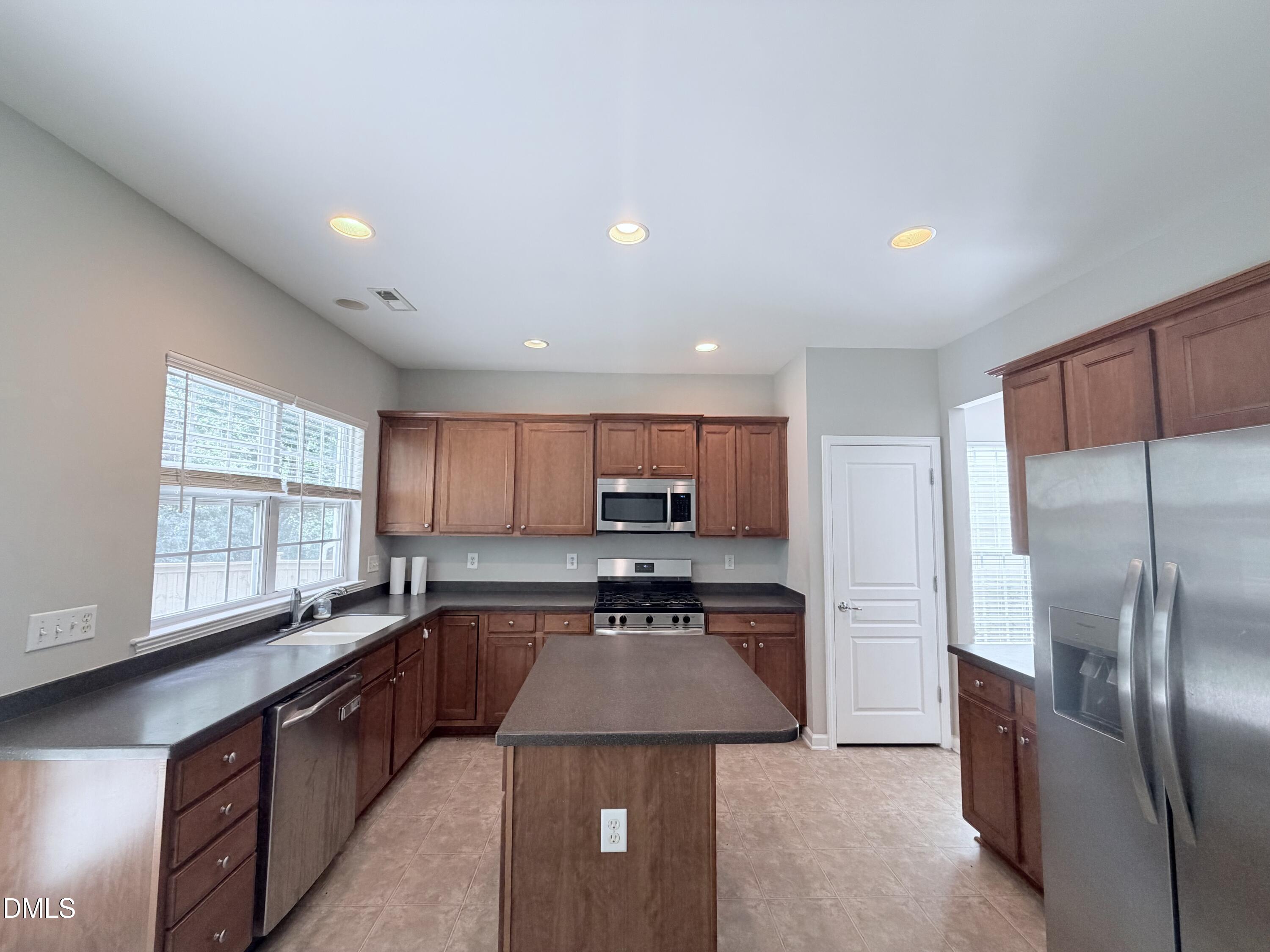 2101 Addenbrock Drive Property Photo 4