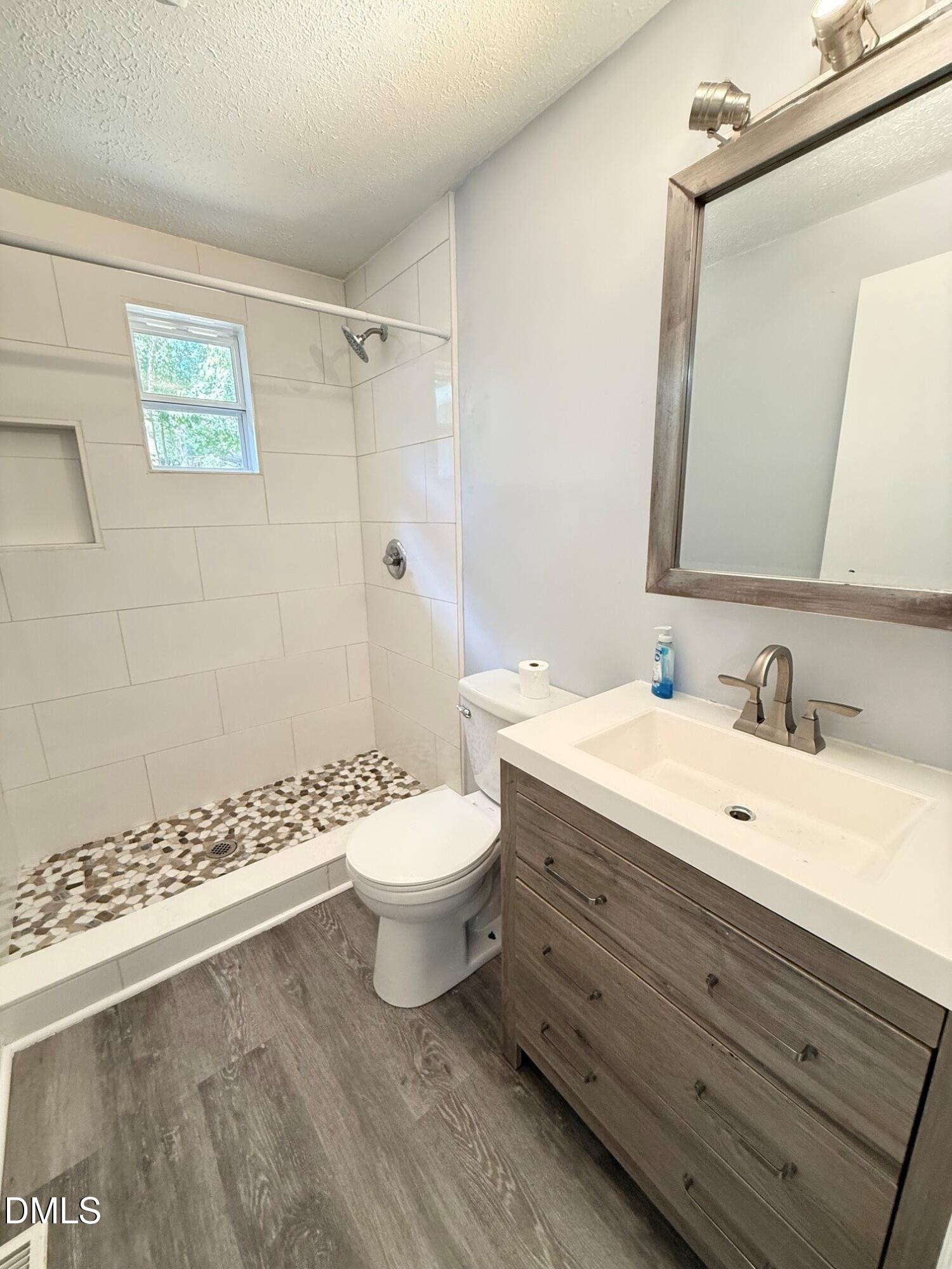 801 Carter Avenue Property Photo 15