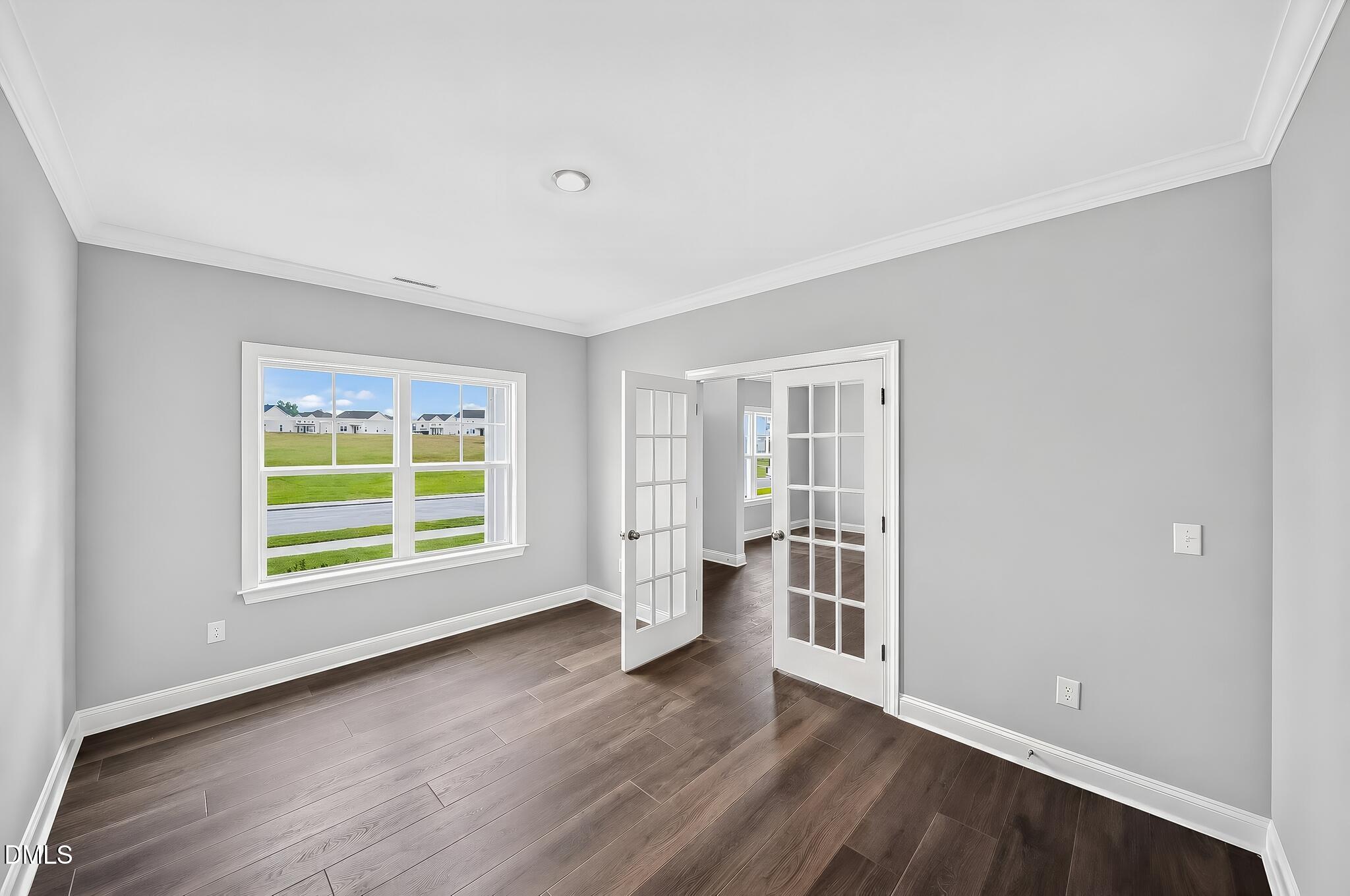 172 Fairbanks Avenue Property Photo 8