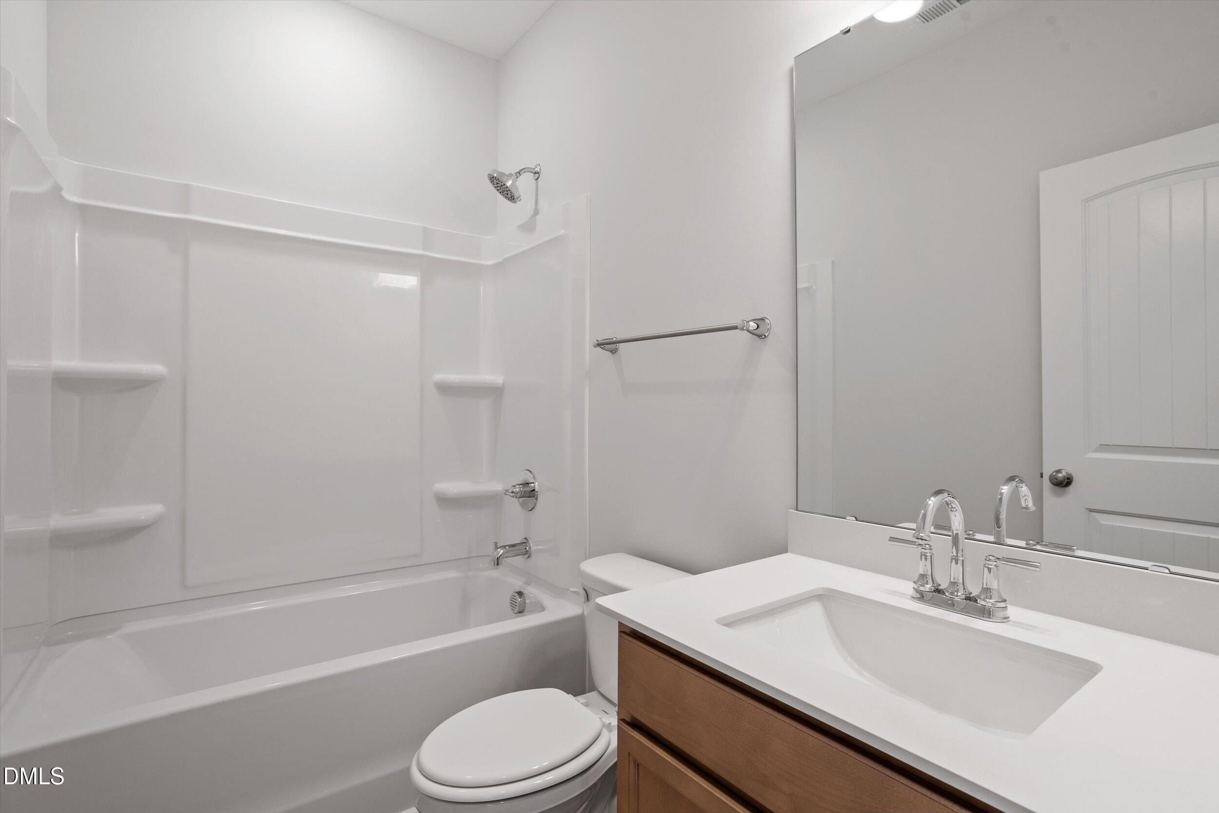 909 Westerland Way 83 Property Photo 20