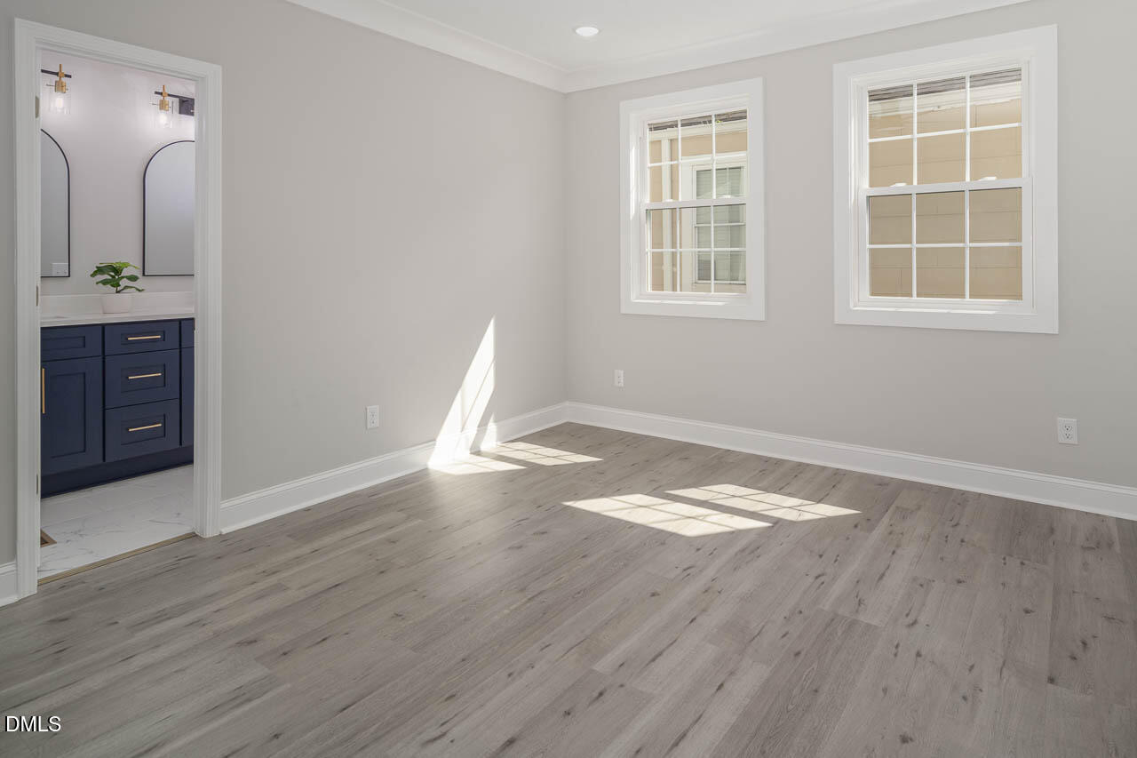 101 S Maple Street Property Photo 33